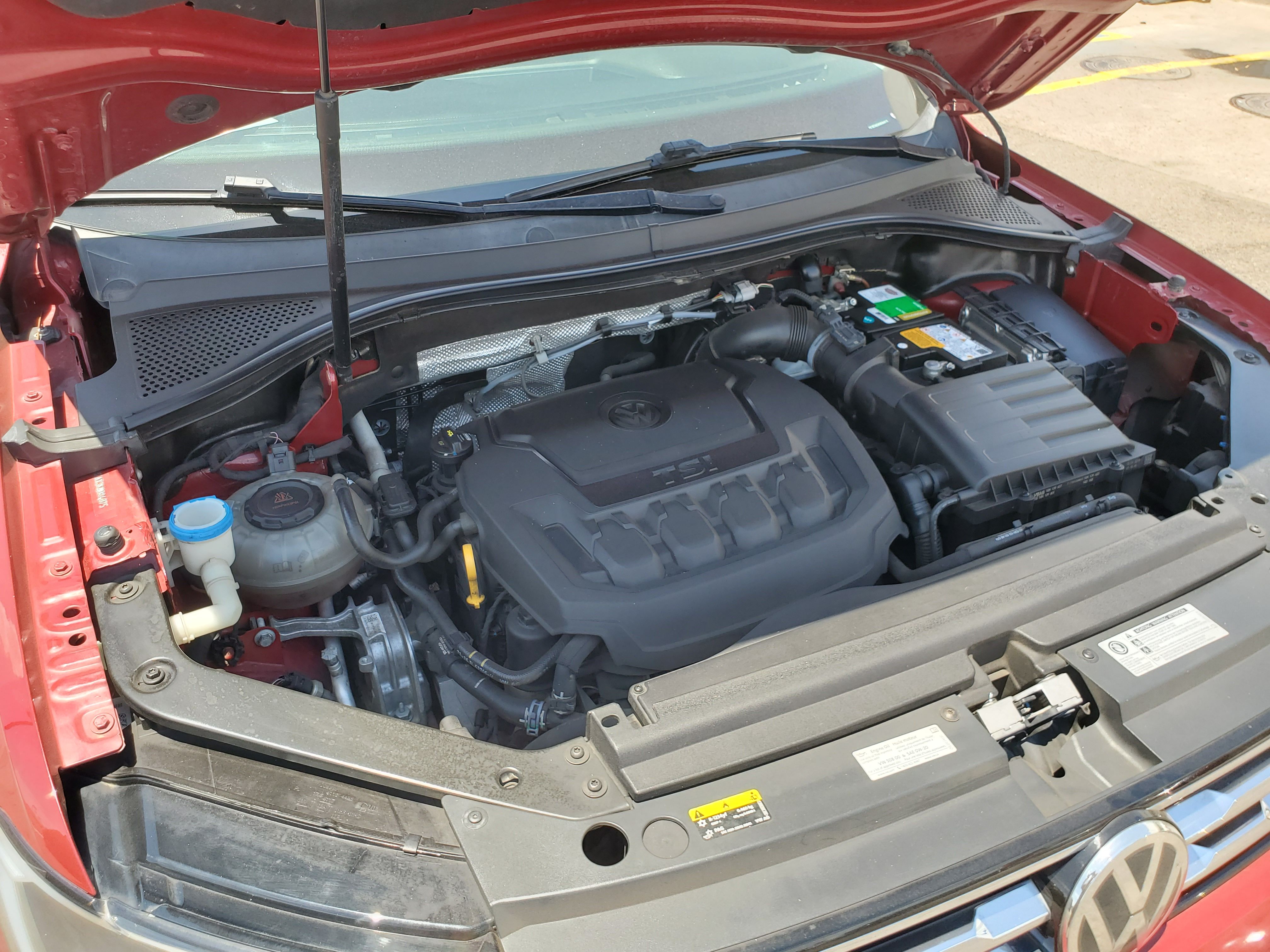 RED, 2019 VOLKSWAGEN TIGUAN Image 46