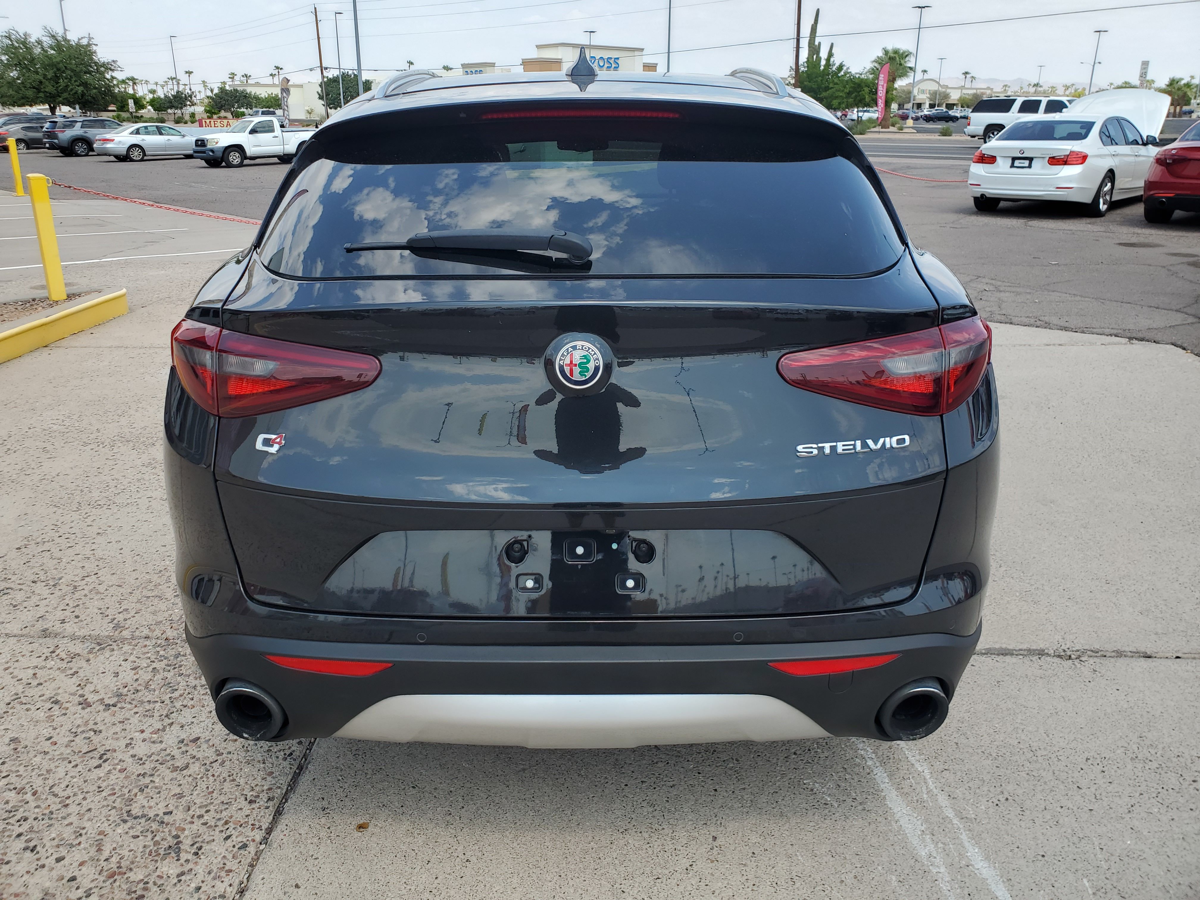 BLACK, 2018 ALFA ROMEO STELVIO Image 4