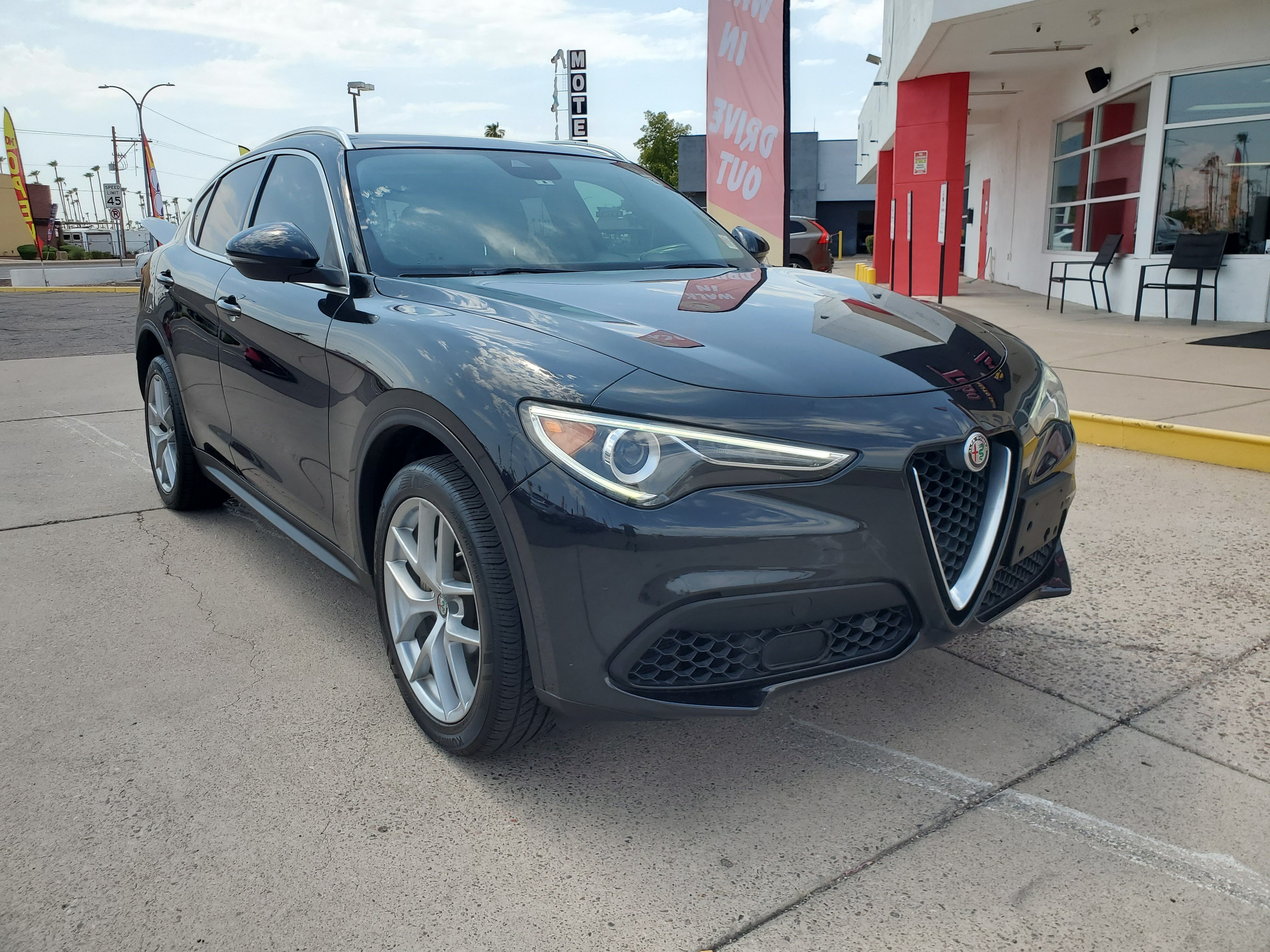BLACK, 2018 ALFA ROMEO STELVIO Image 7