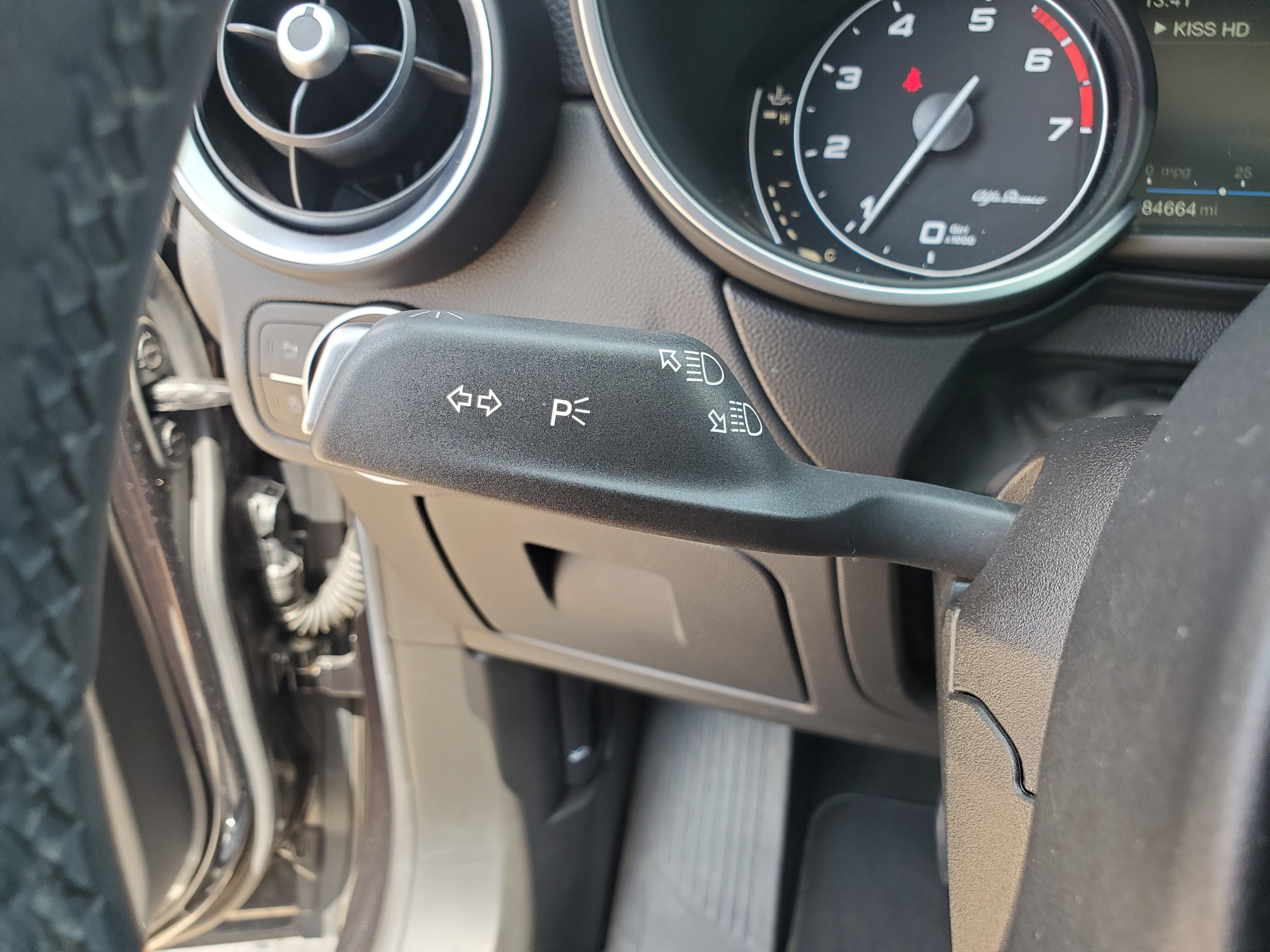 BLACK, 2018 ALFA ROMEO STELVIO Image 27