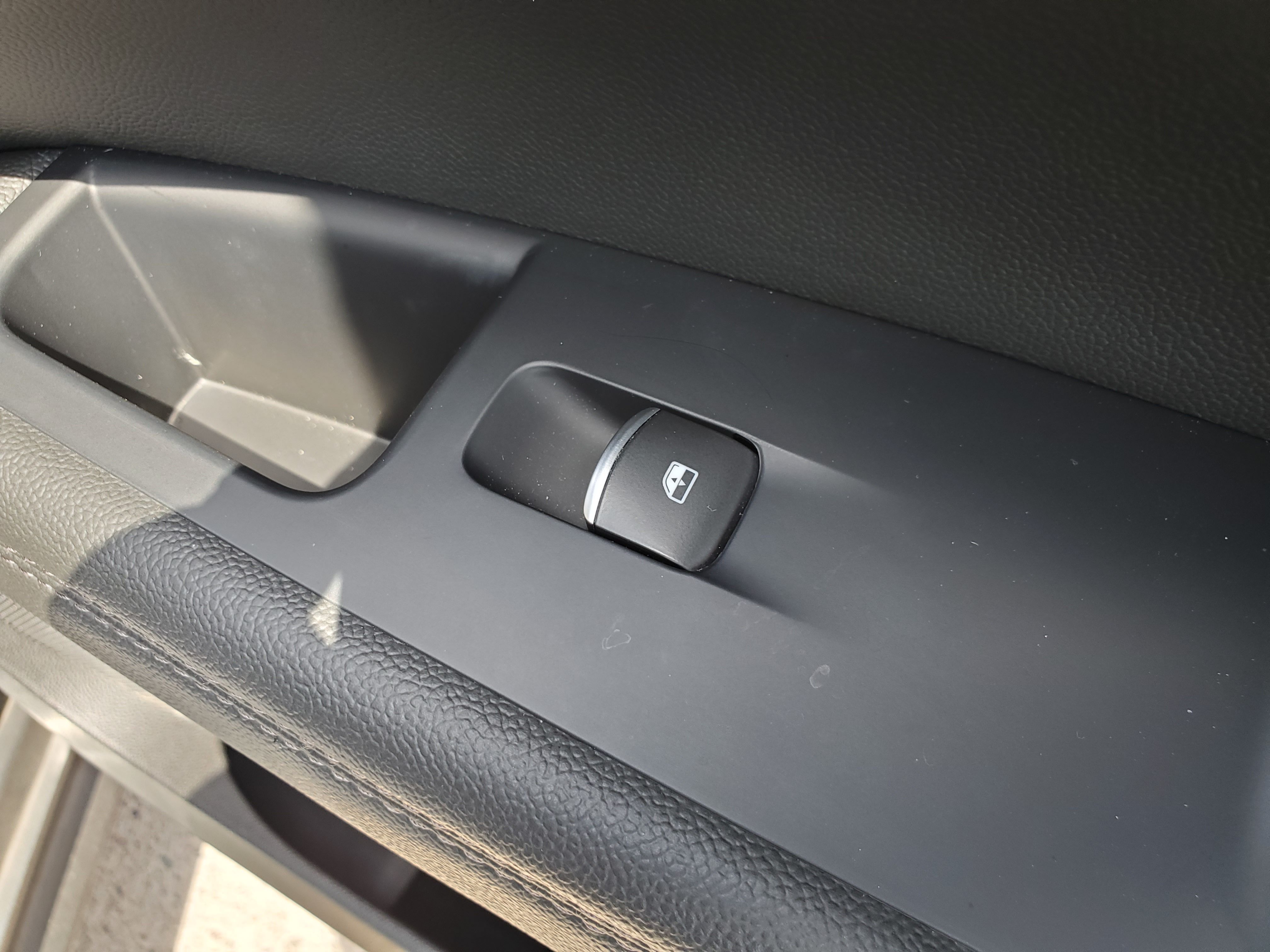 BLACK, 2018 ALFA ROMEO STELVIO Image 36