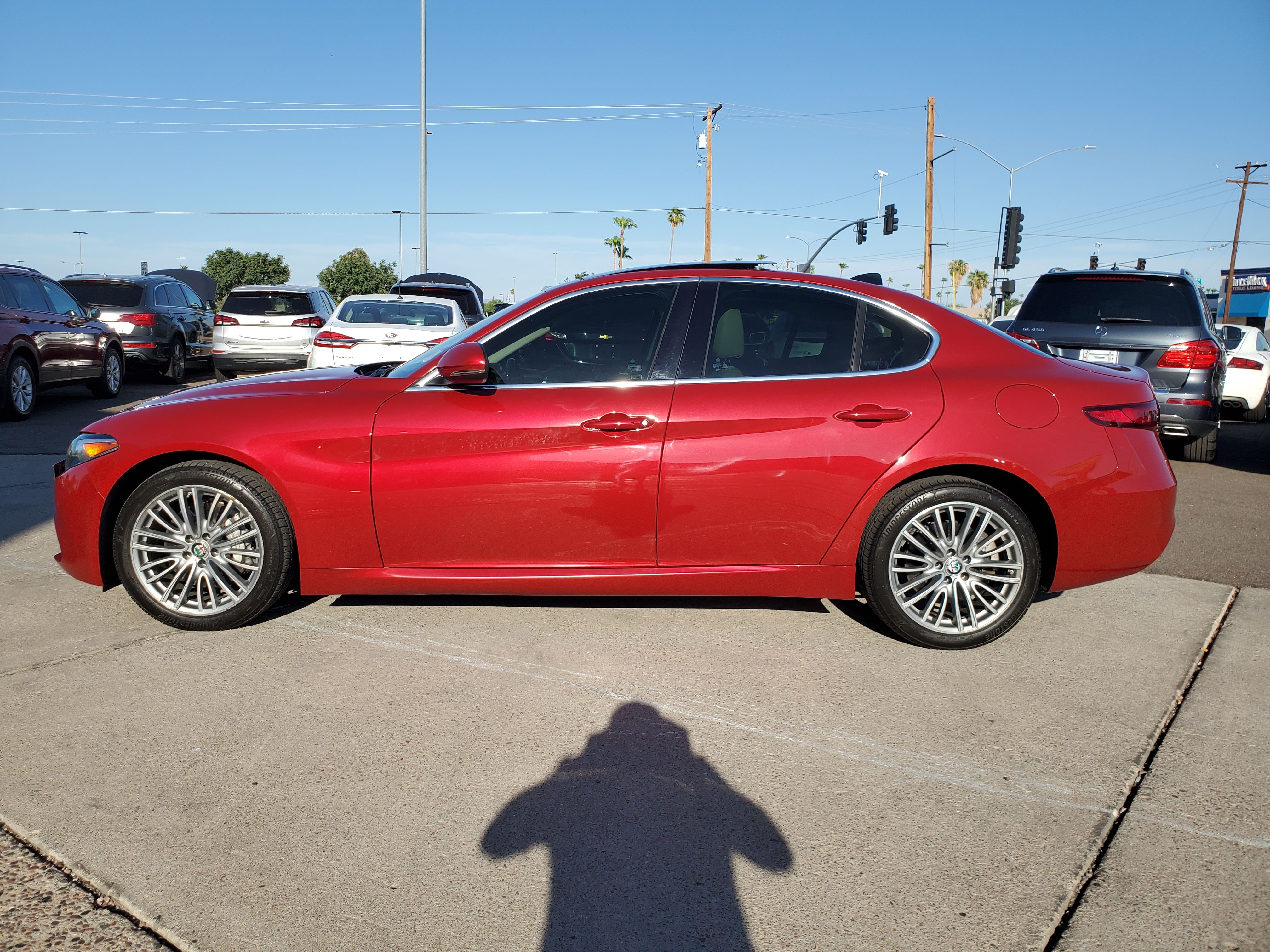 RED, 2017 ALFA ROMEO GIULIA Image 2