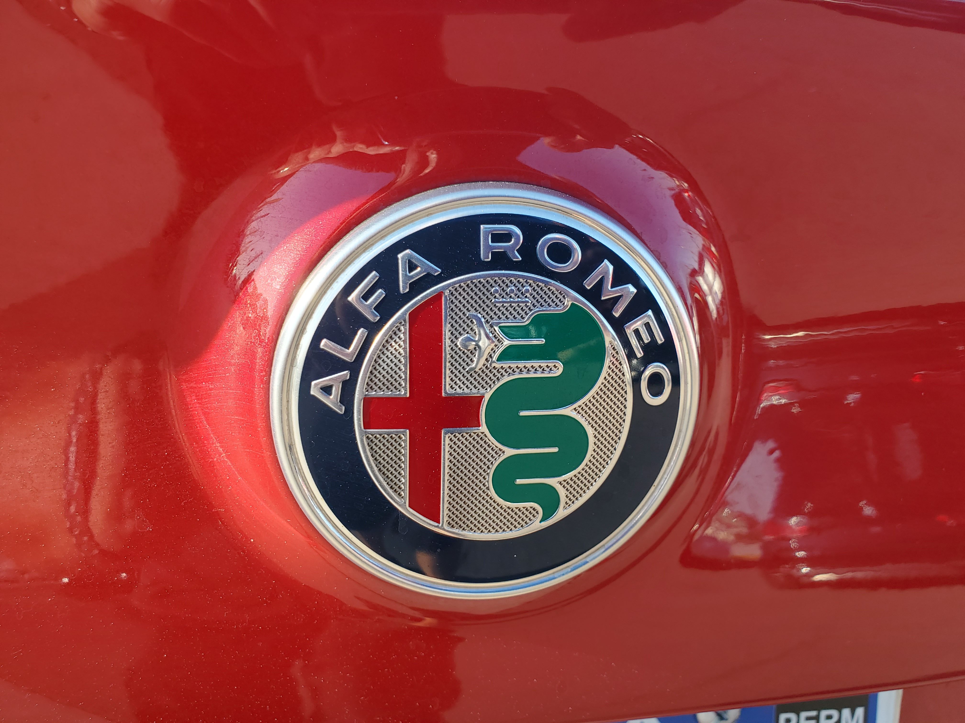 RED, 2017 ALFA ROMEO GIULIA Image 14
