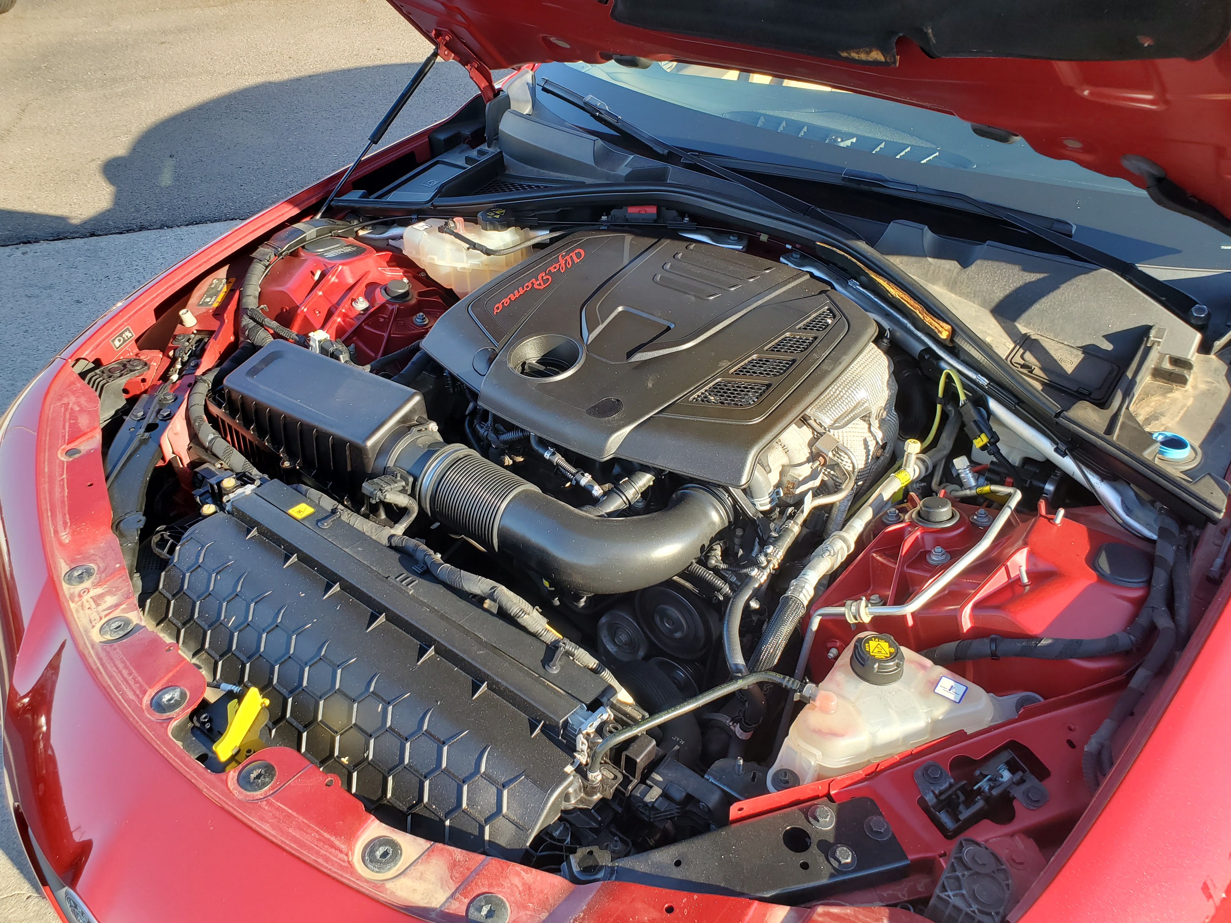 RED, 2017 ALFA ROMEO GIULIA Image 52