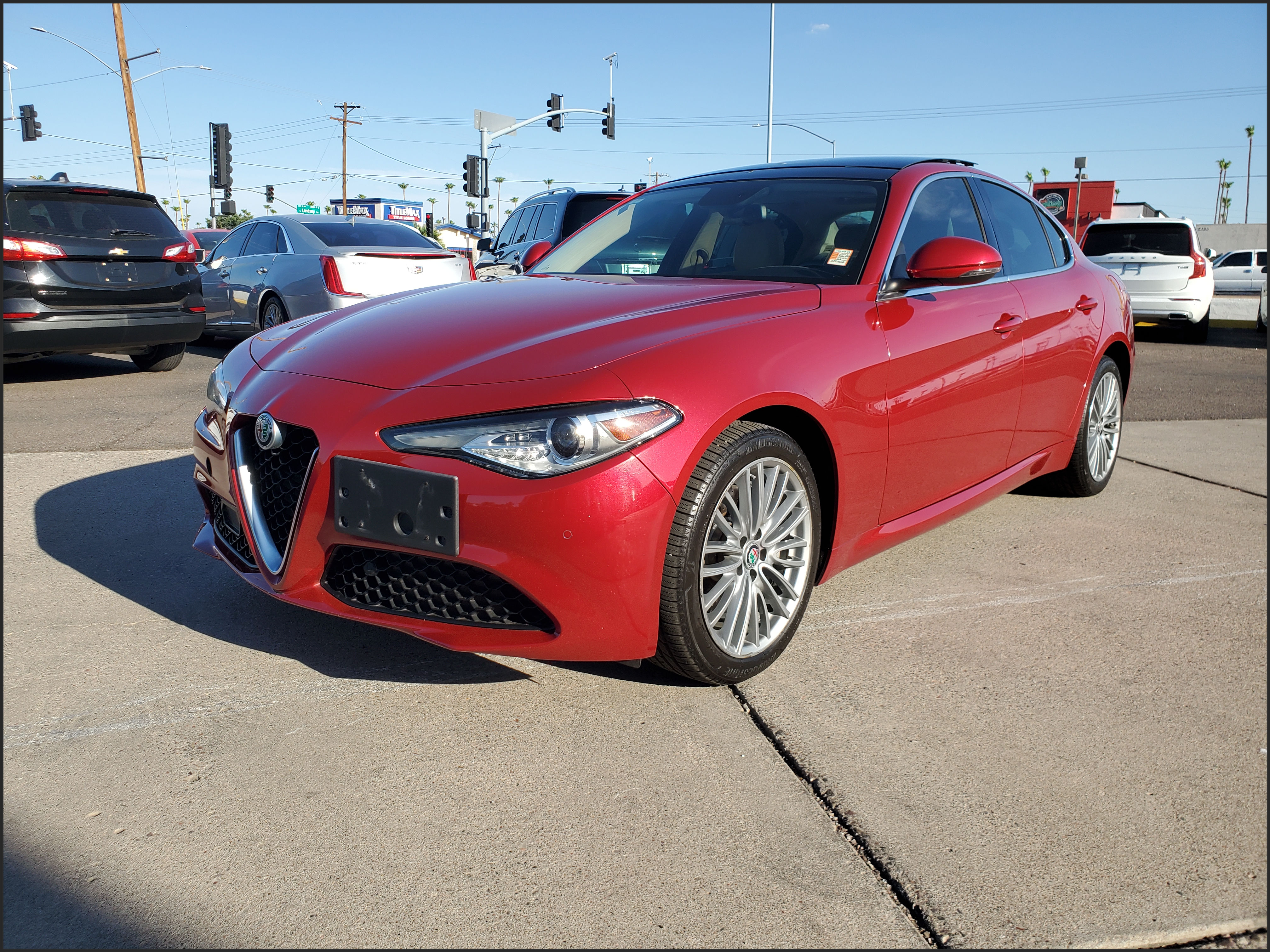 RED, 2017 ALFA ROMEO GIULIA Image 