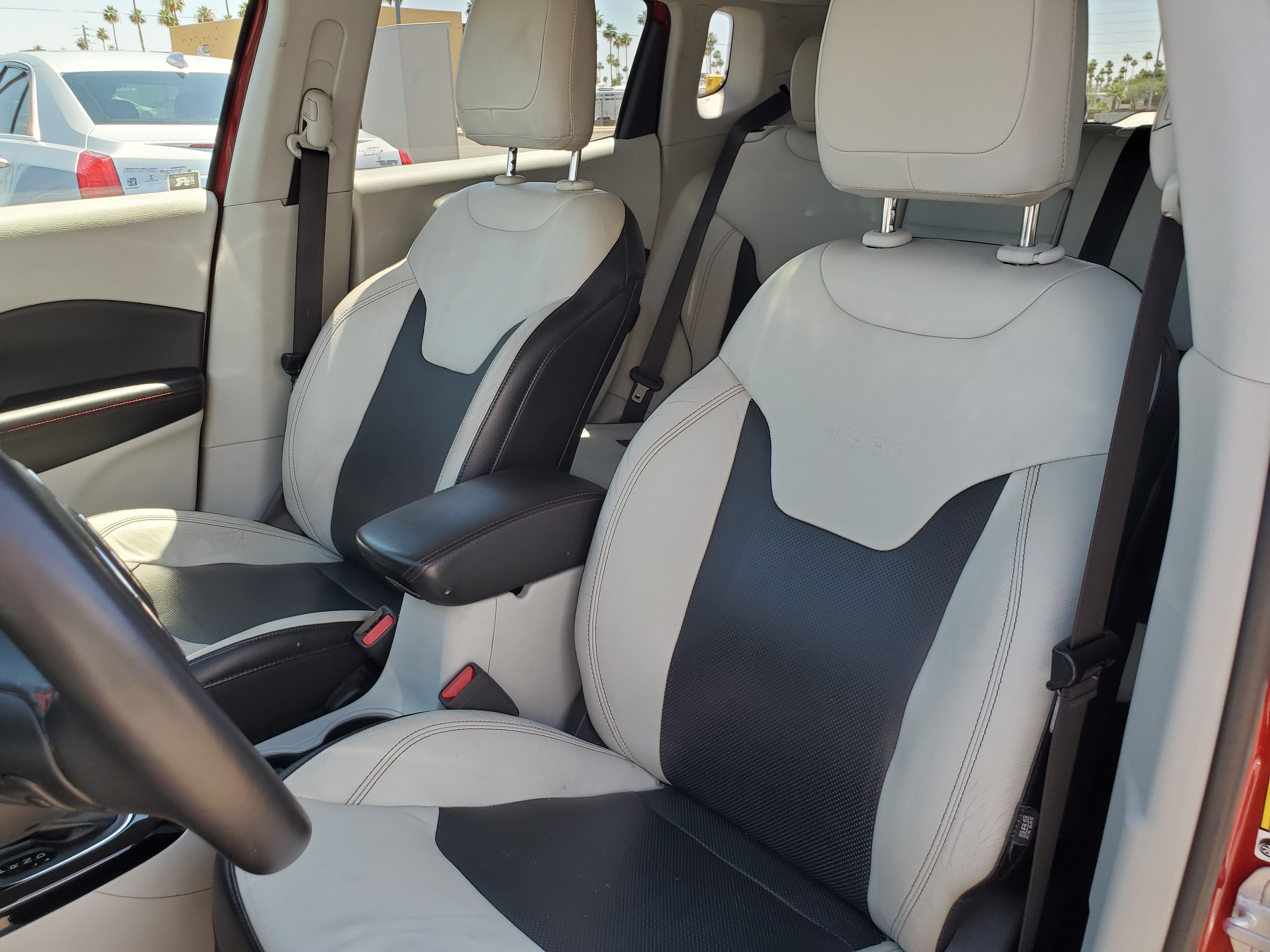 RED, 2017 JEEP COMPASS Image 21