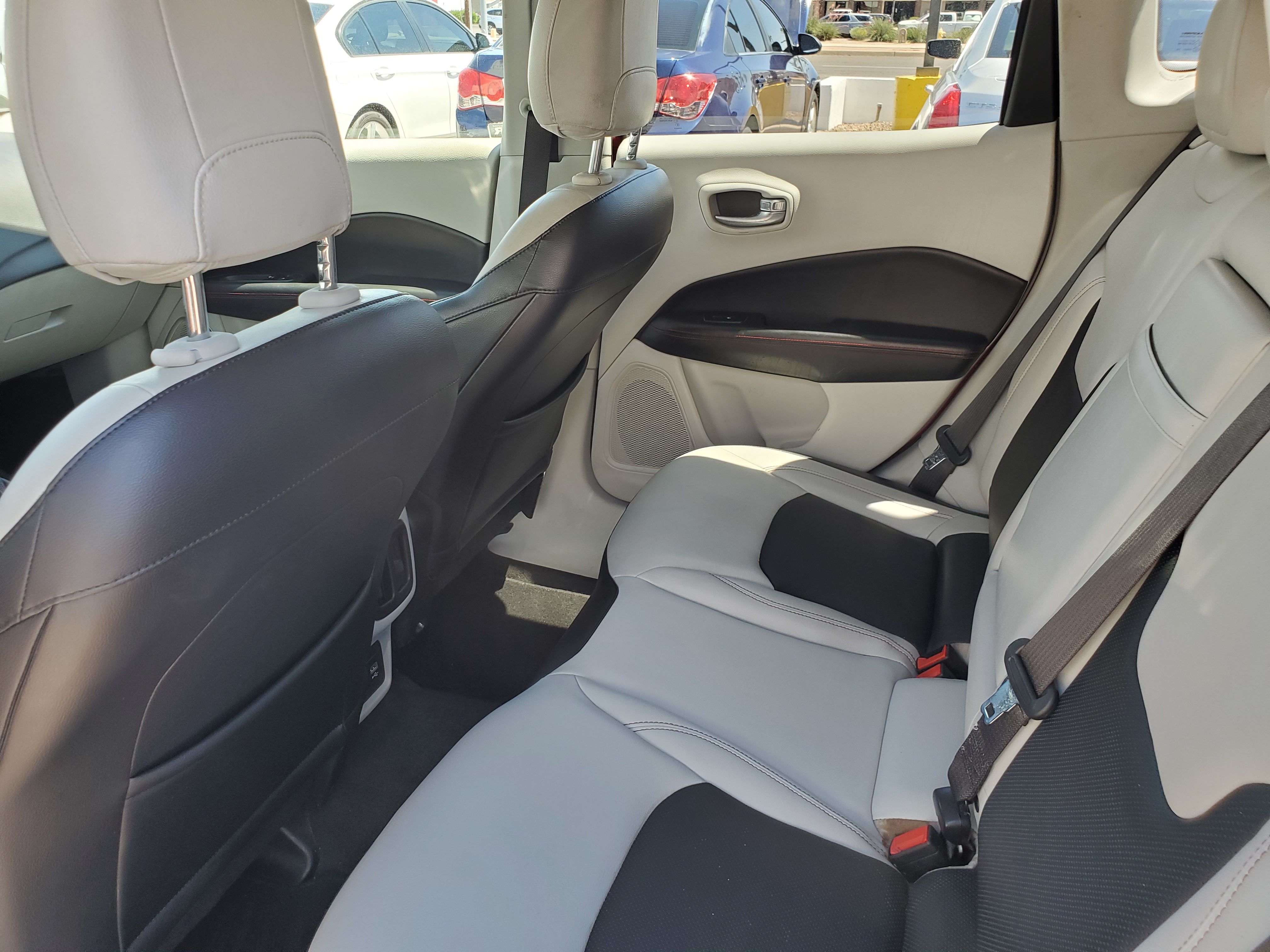 RED, 2017 JEEP COMPASS Image 40