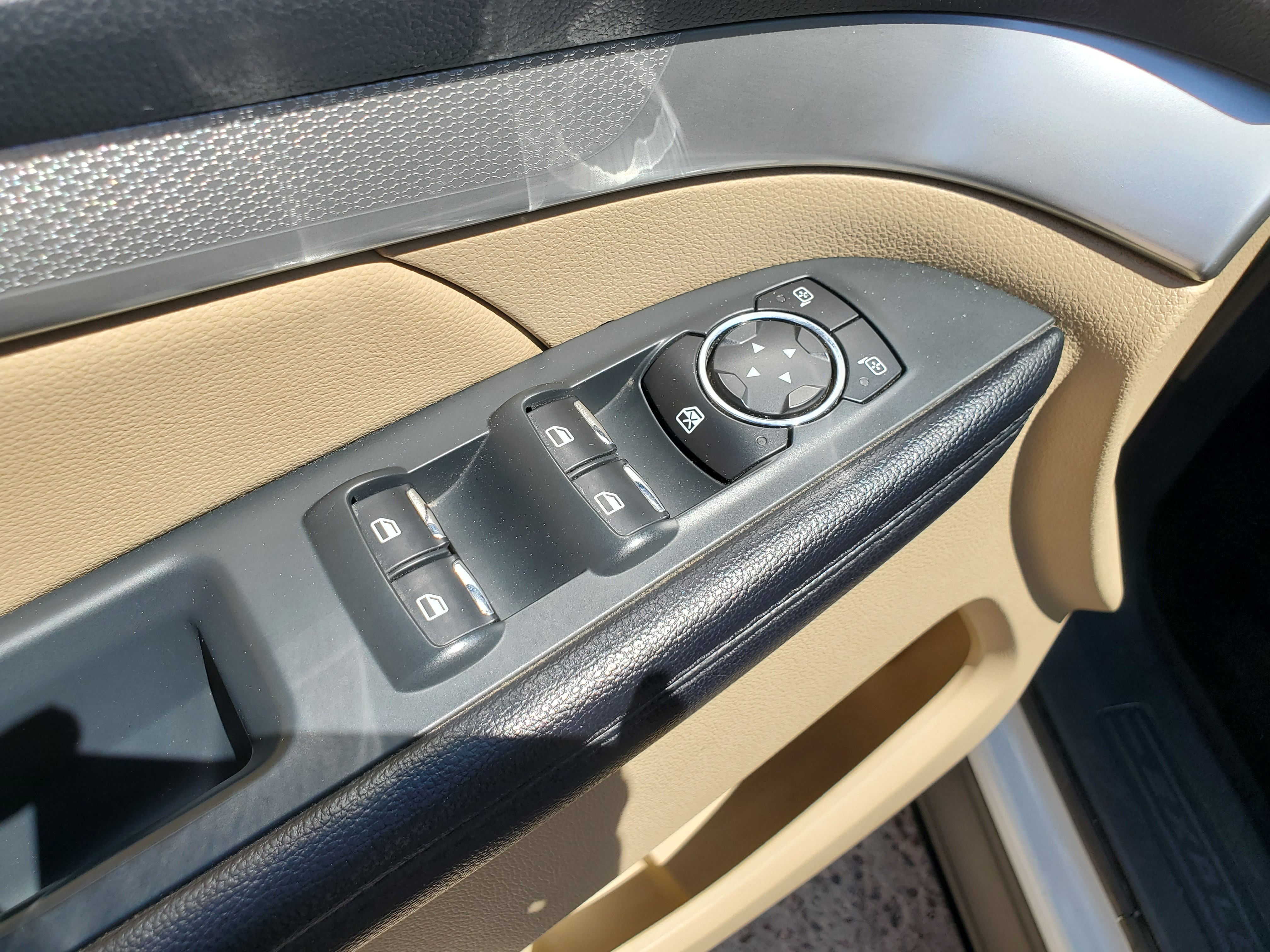 WHITE, 2017 FORD EXPLORER Image 20