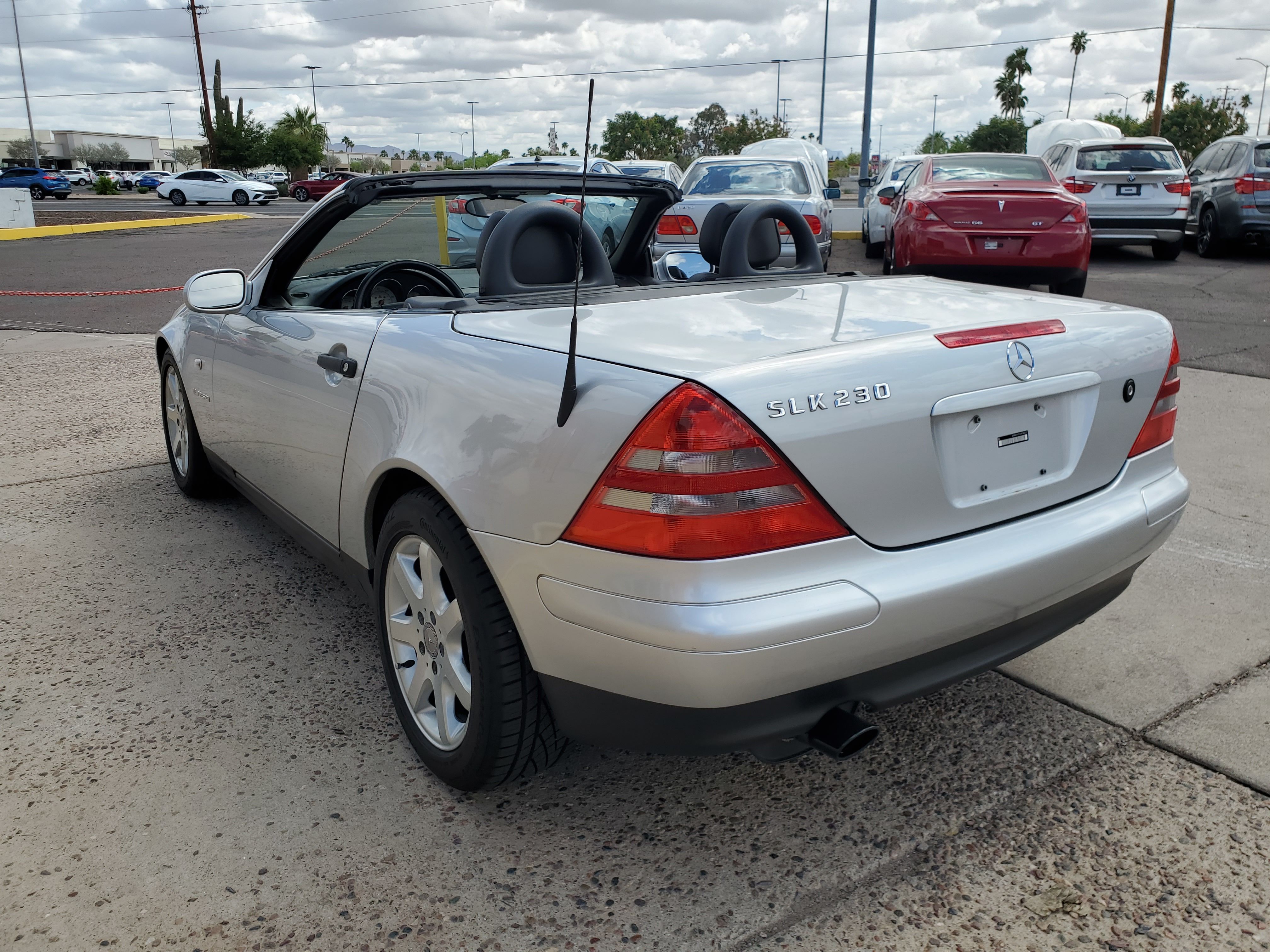 SILVER, 1998 MERCEDES-BENZ SLK-CLASS Image 22