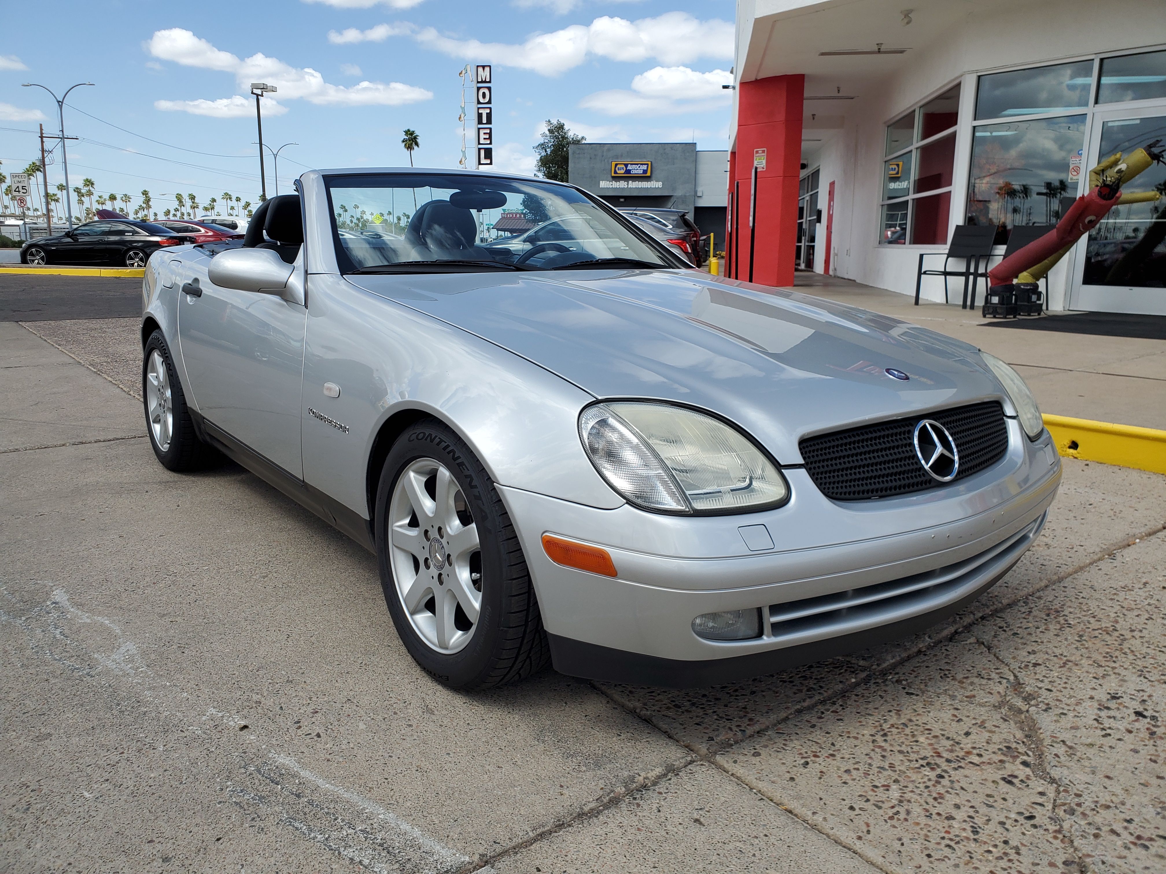 SILVER, 1998 MERCEDES-BENZ SLK-CLASS Image 25