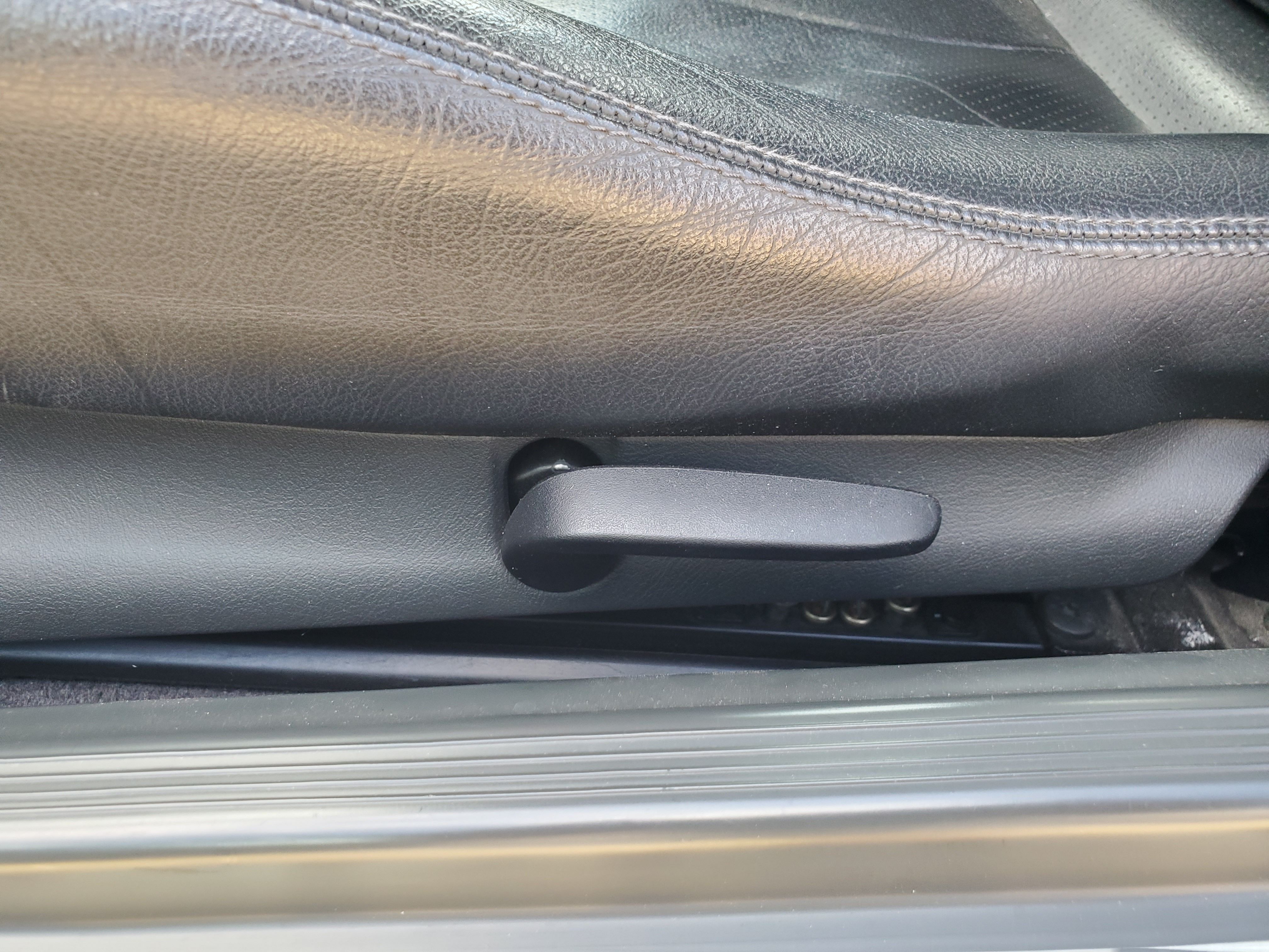 SILVER, 1998 MERCEDES-BENZ SLK-CLASS Image 28