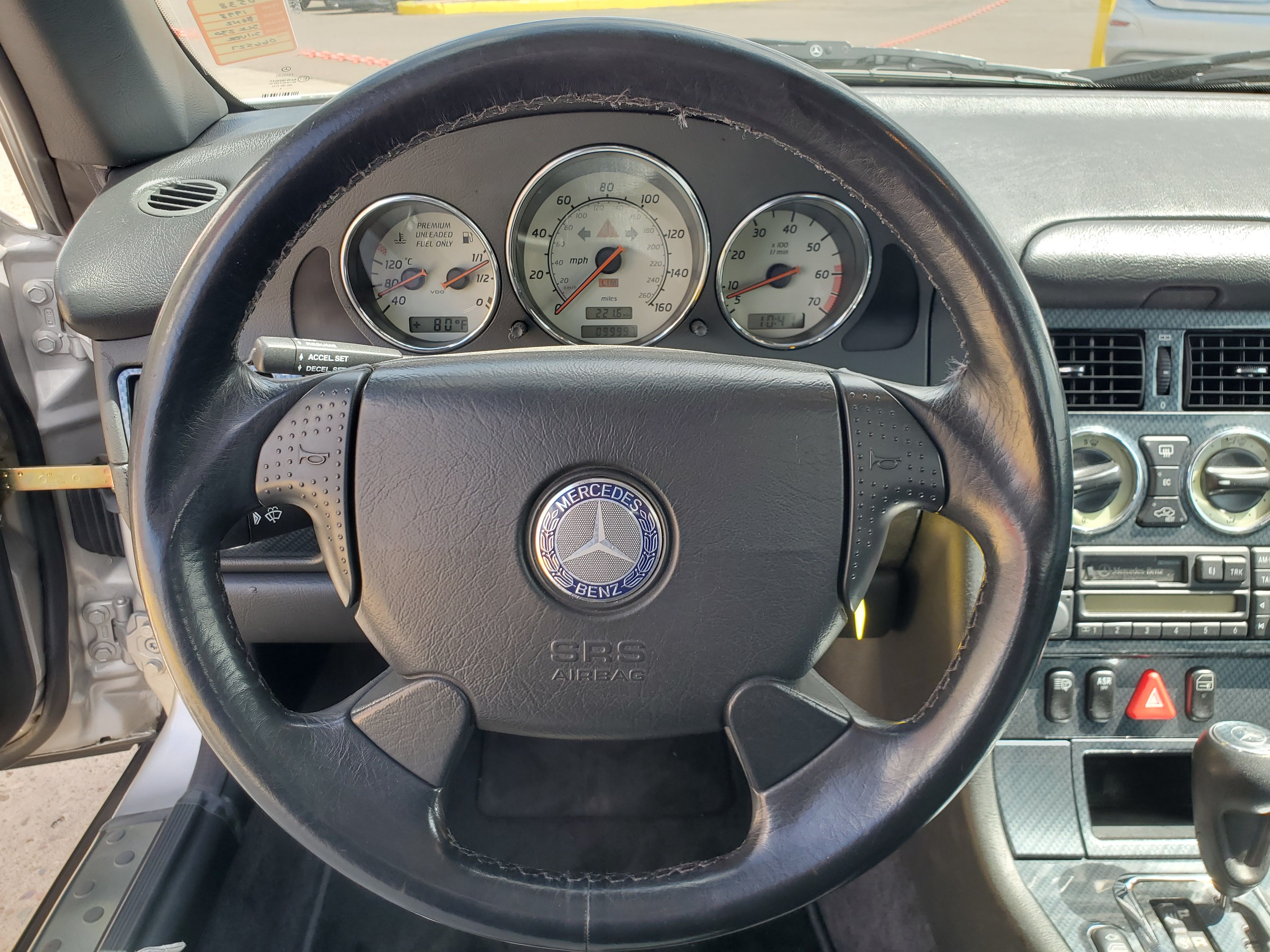 SILVER, 1998 MERCEDES-BENZ SLK-CLASS Image 31