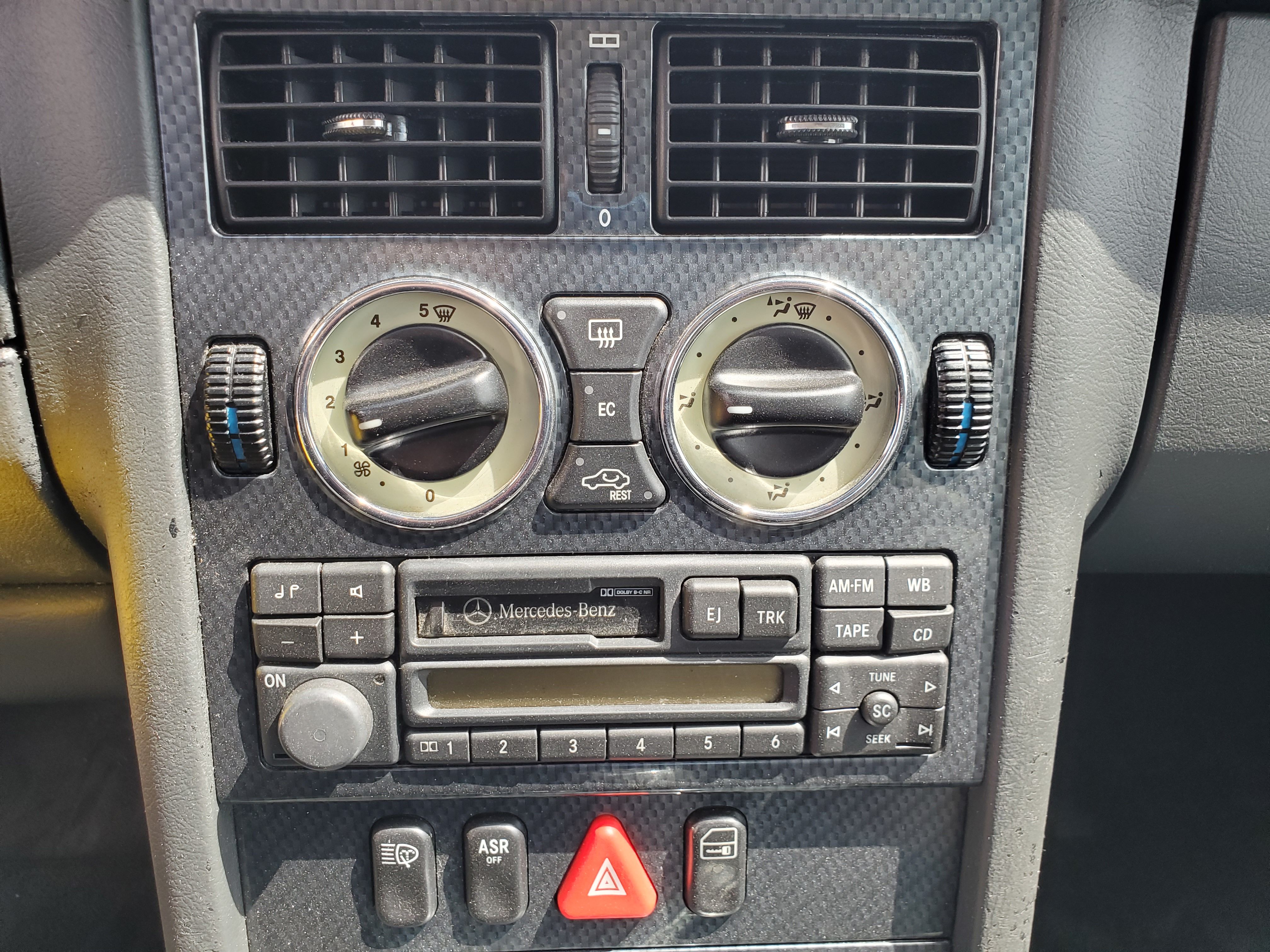 SILVER, 1998 MERCEDES-BENZ SLK-CLASS Image 37