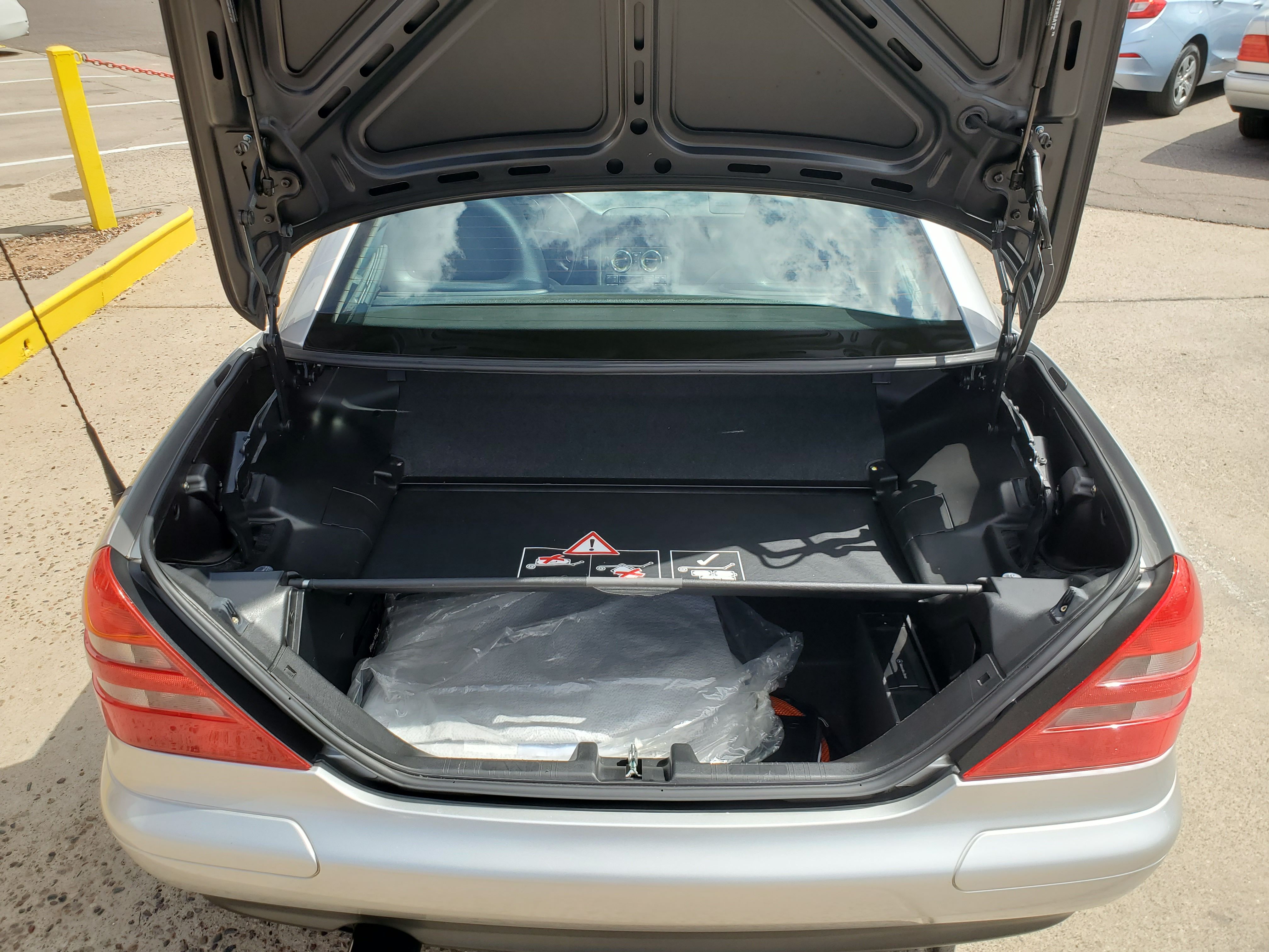 SILVER, 1998 MERCEDES-BENZ SLK-CLASS Image 48