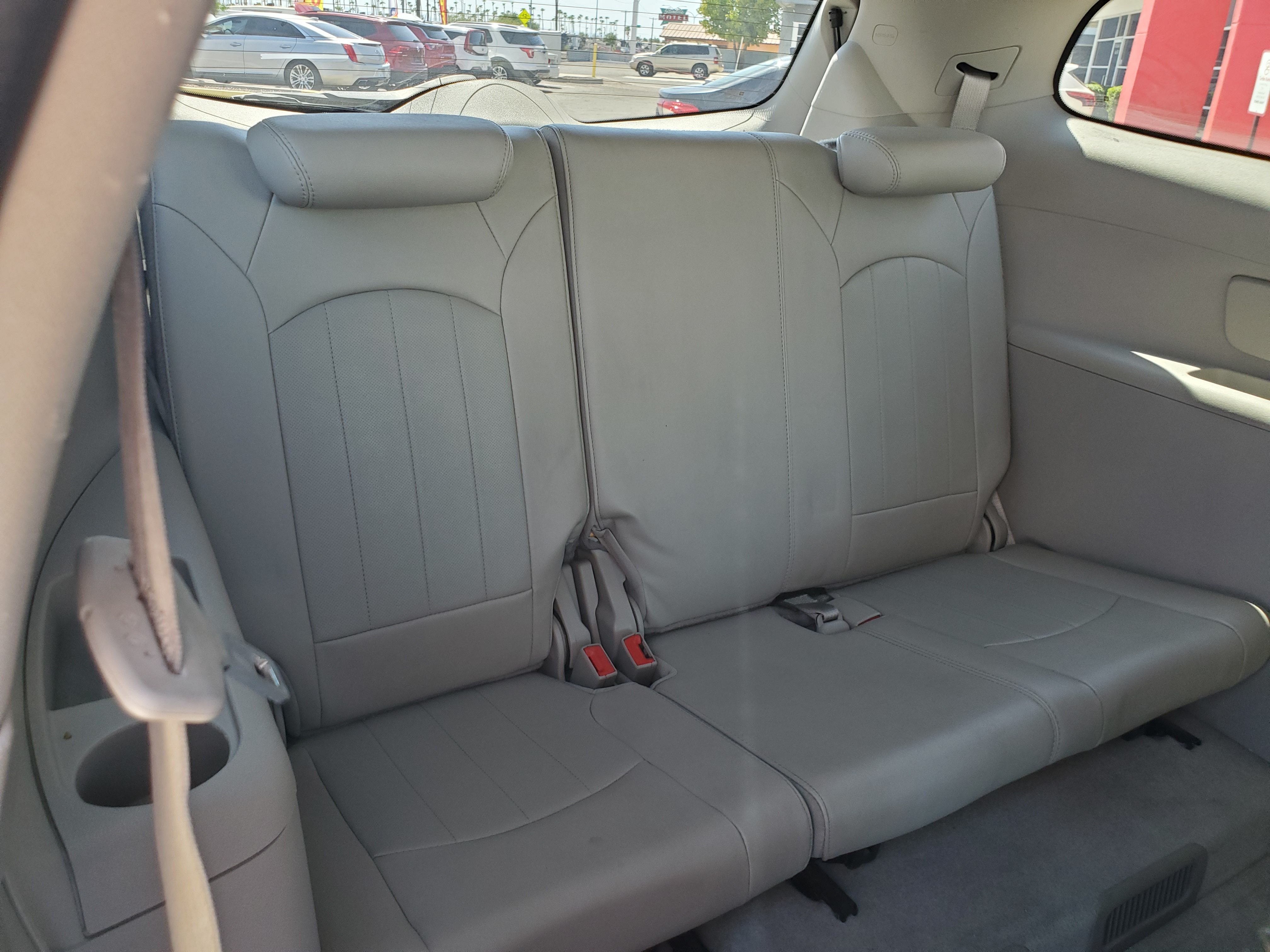 SILVER, 2012 BUICK ENCLAVE Image 46