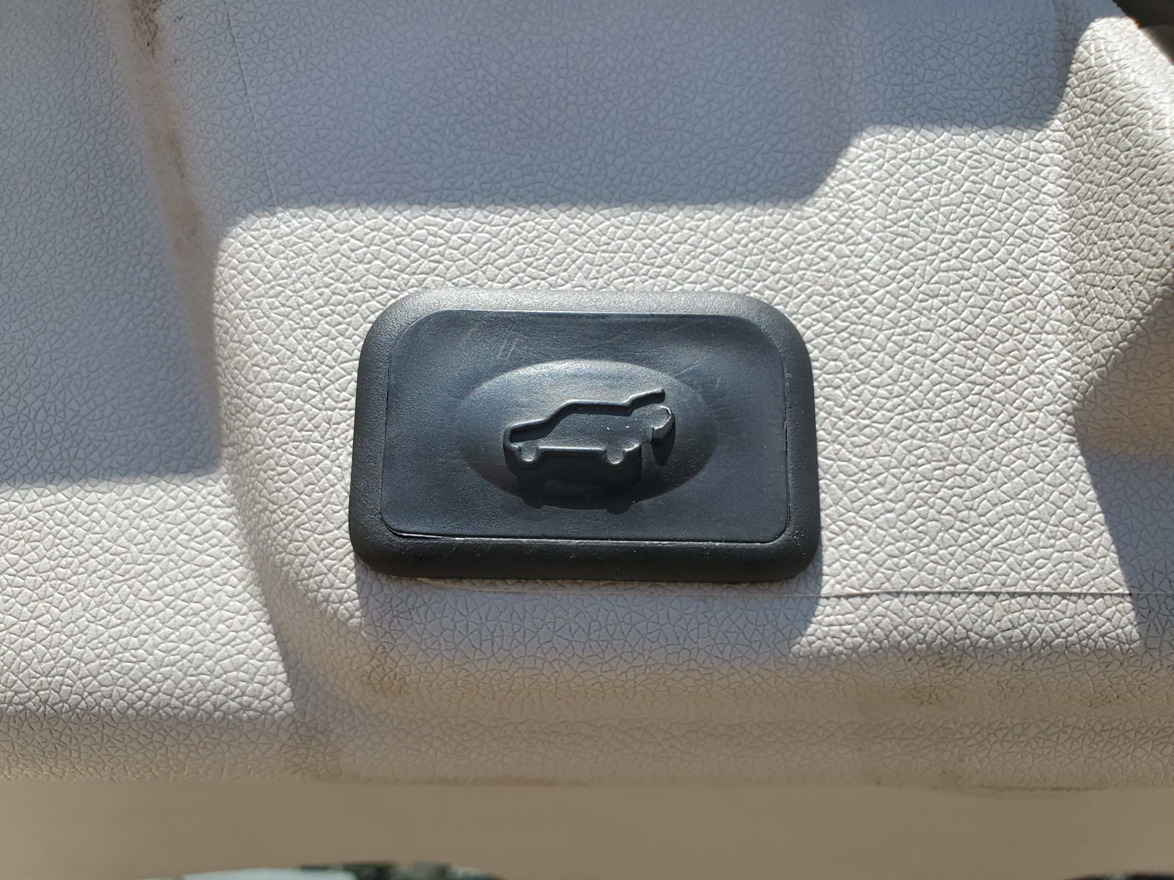 SILVER, 2012 BUICK ENCLAVE Image 48