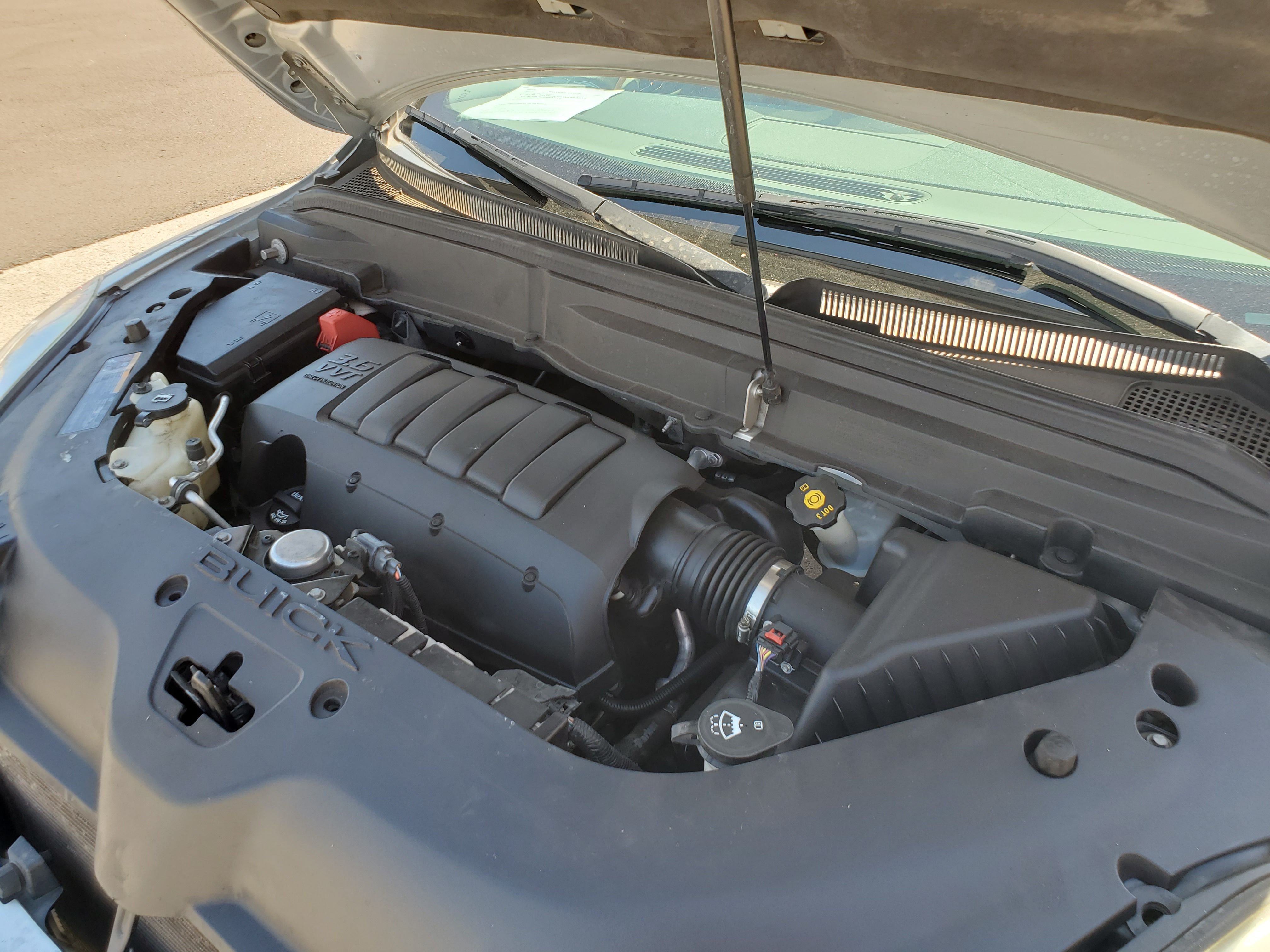 SILVER, 2012 BUICK ENCLAVE Image 50