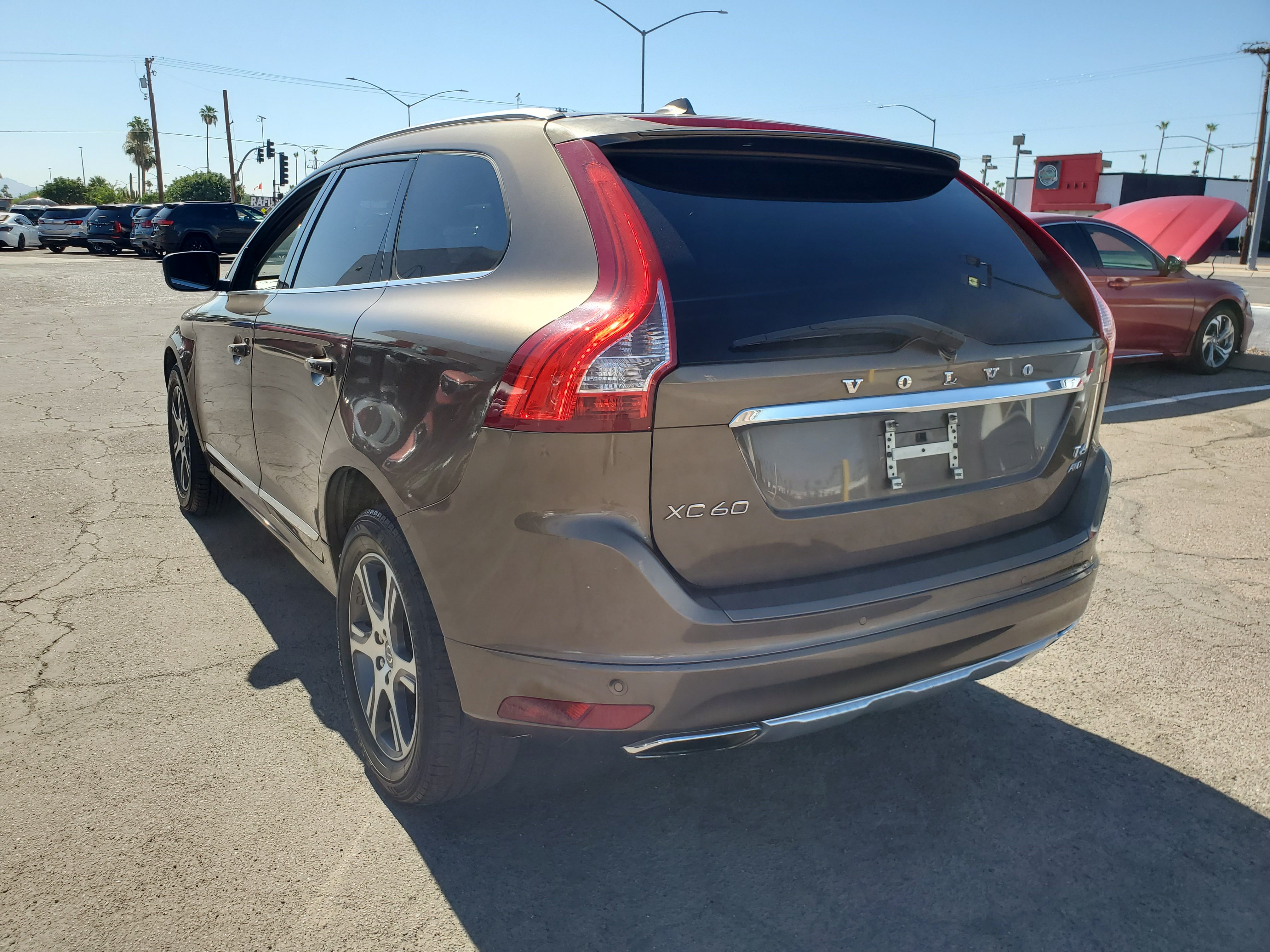 BROWN, 2015 VOLVO XC60 Image 3