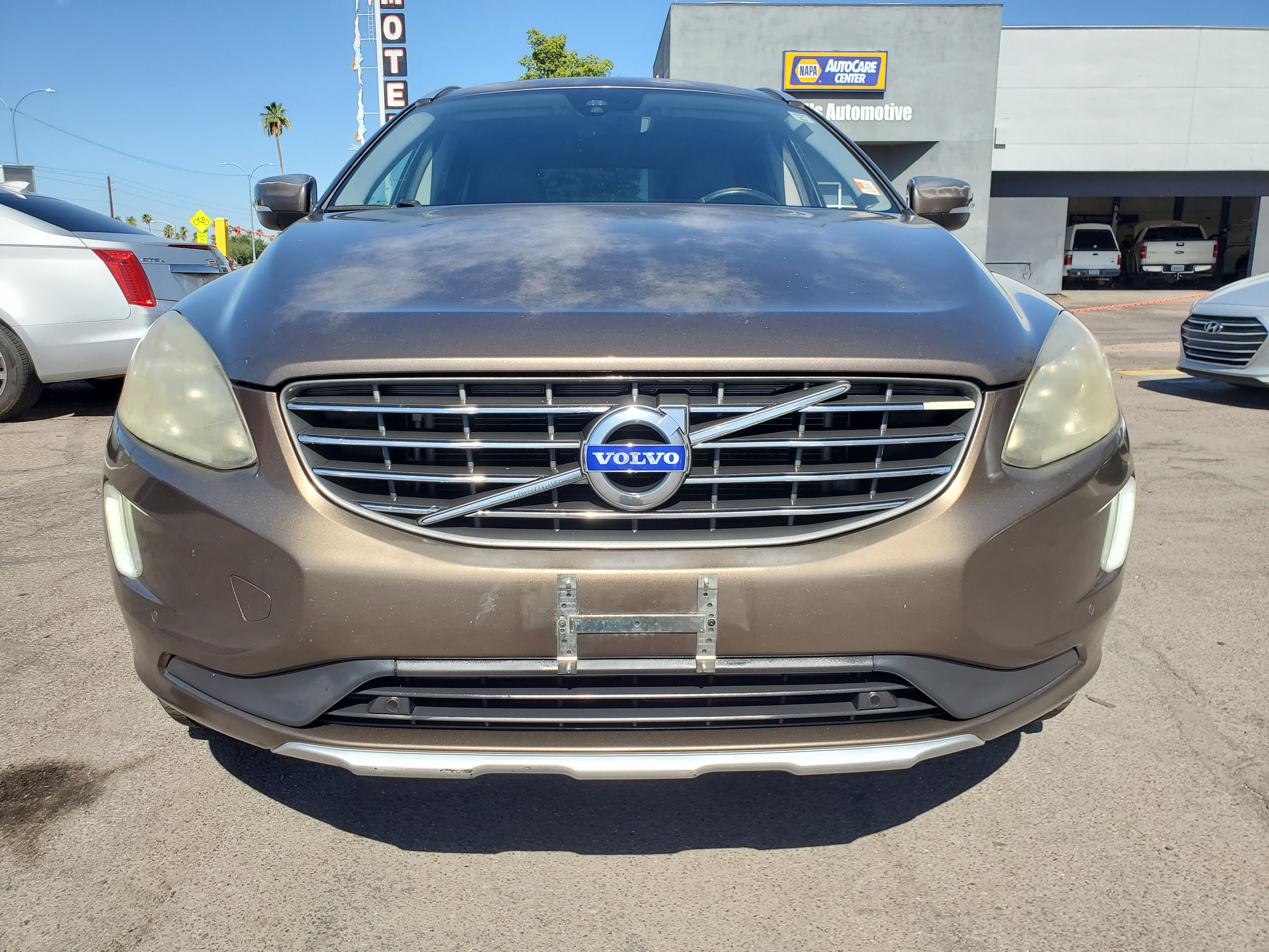 BROWN, 2015 VOLVO XC60 Image 8