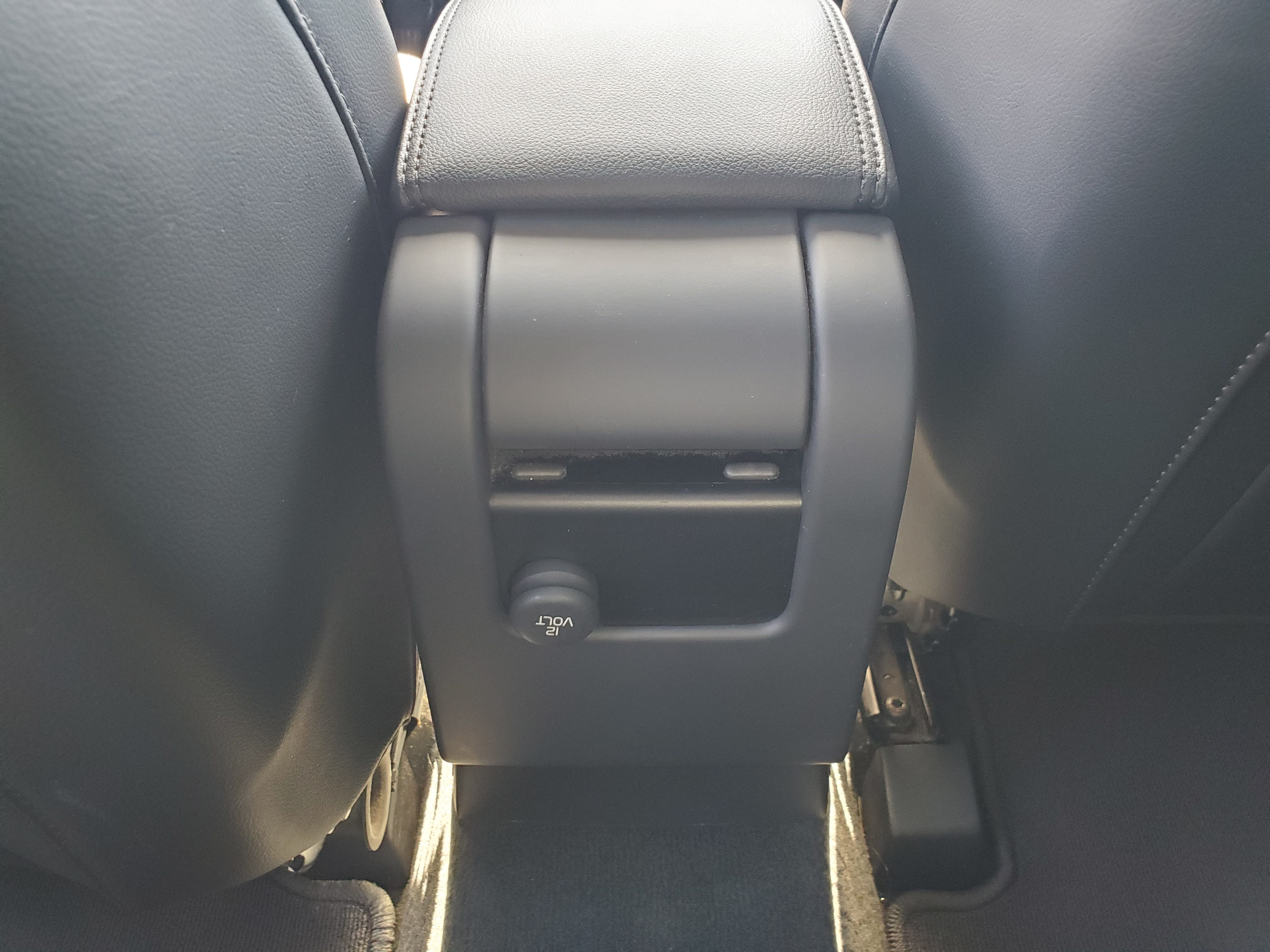 BROWN, 2015 VOLVO XC60 Image 40