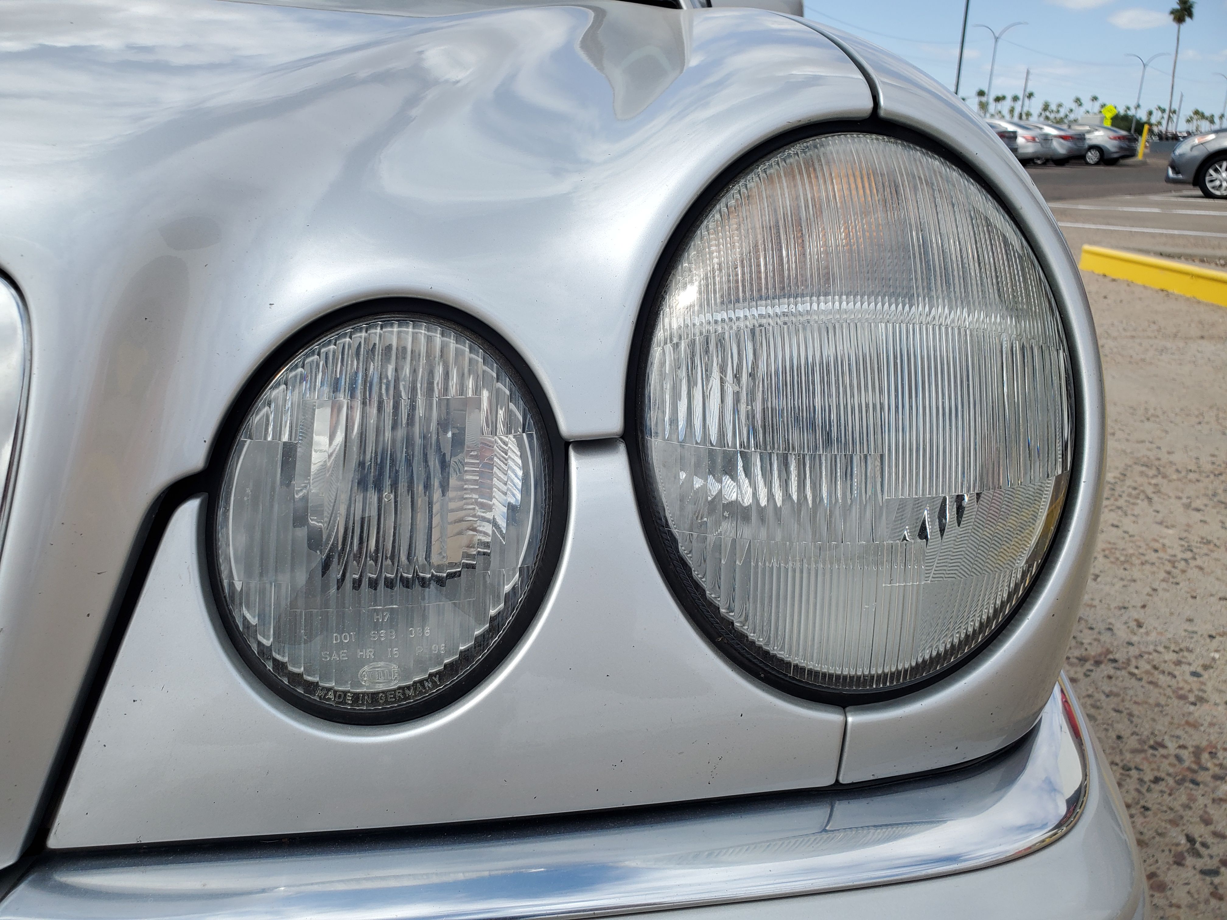 SILVER, 1997 MERCEDES-BENZ E-CLASS Image 9