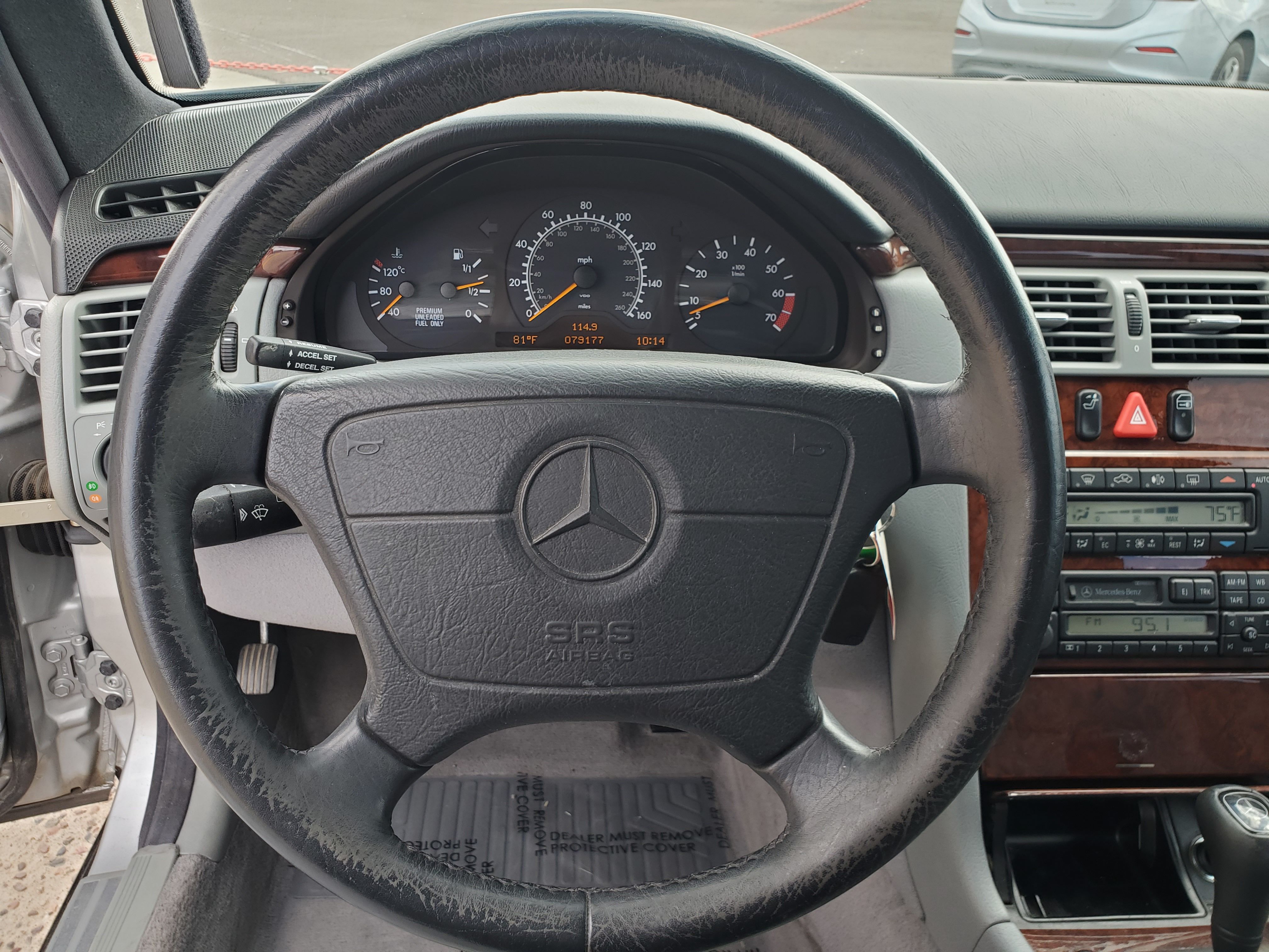 SILVER, 1997 MERCEDES-BENZ E-CLASS Image 23