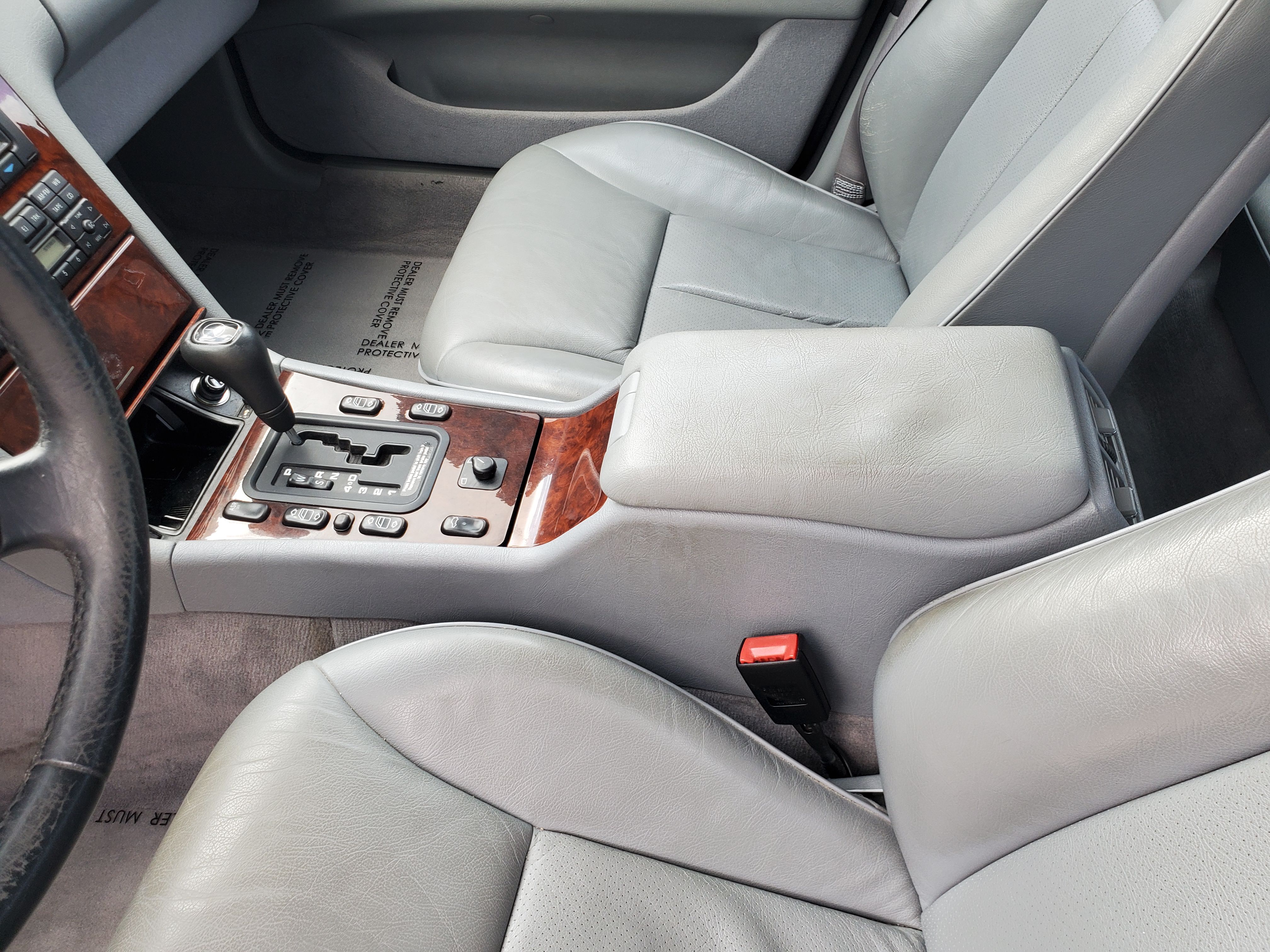 SILVER, 1997 MERCEDES-BENZ E-CLASS Image 31