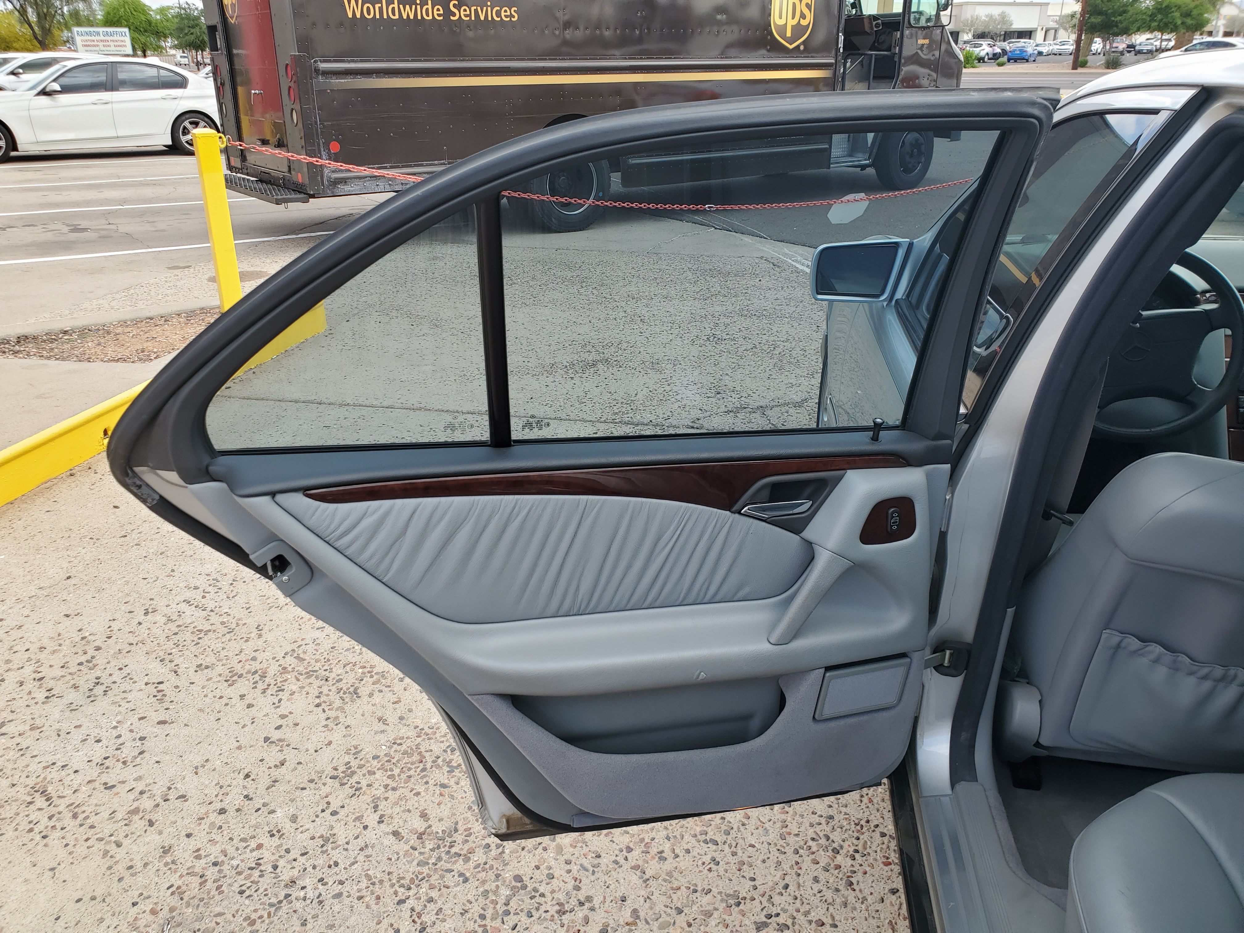 SILVER, 1997 MERCEDES-BENZ E-CLASS Image 39