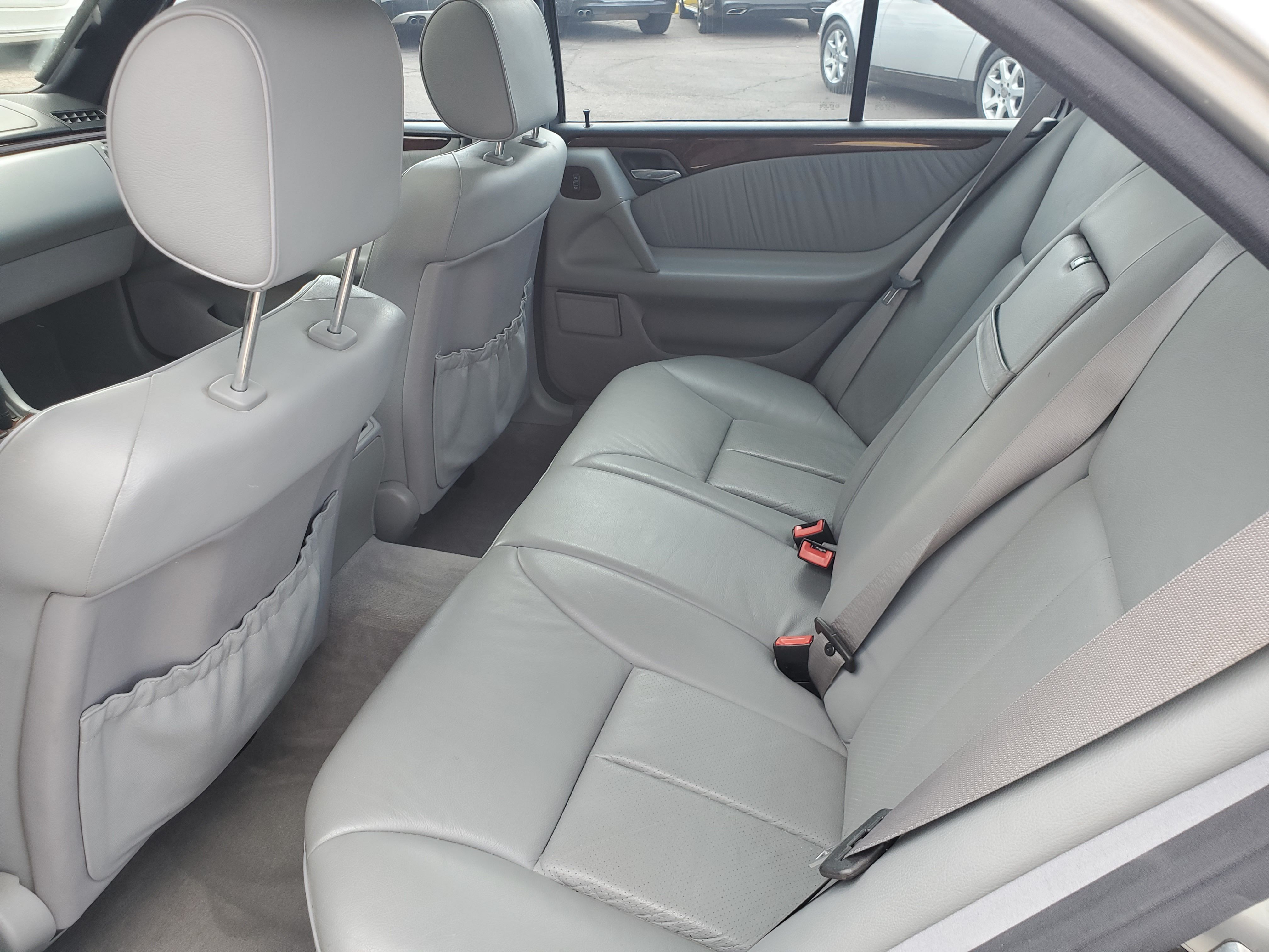 SILVER, 1997 MERCEDES-BENZ E-CLASS Image 42