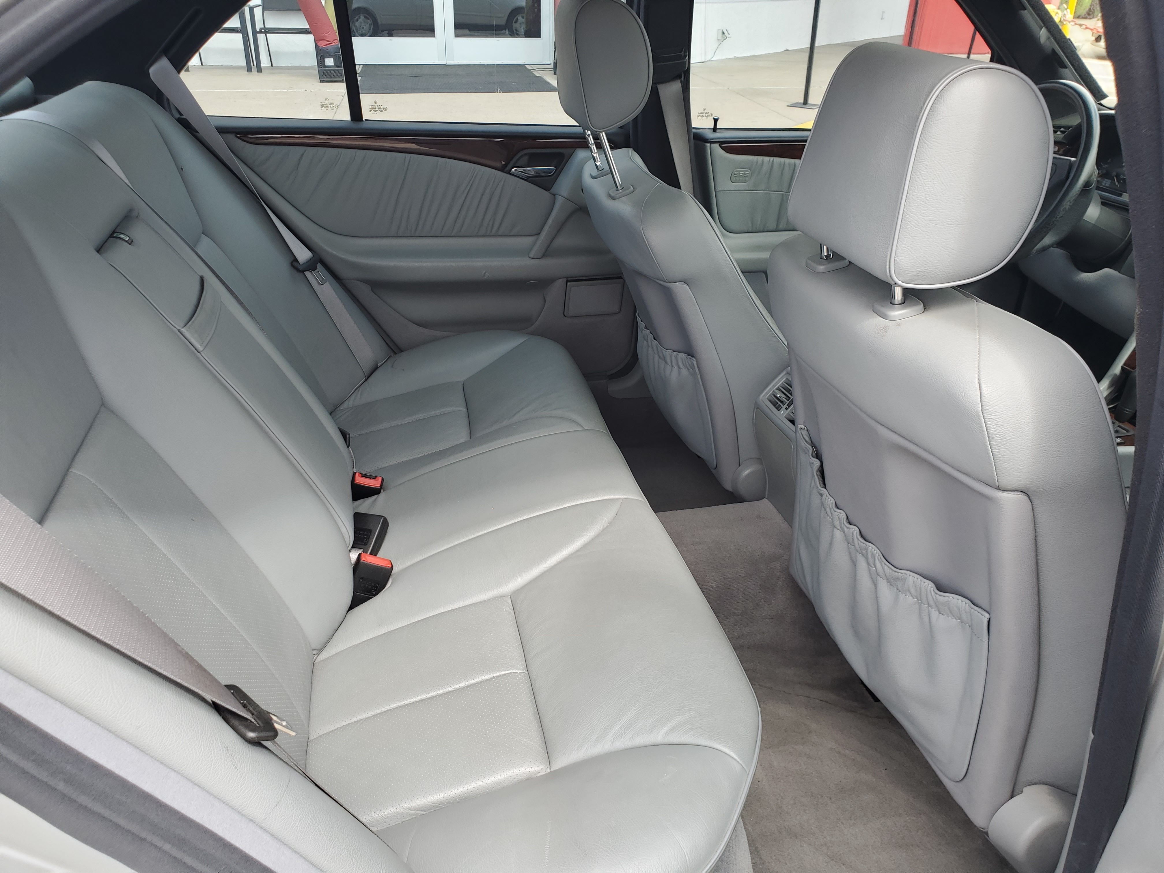 SILVER, 1997 MERCEDES-BENZ E-CLASS Image 48