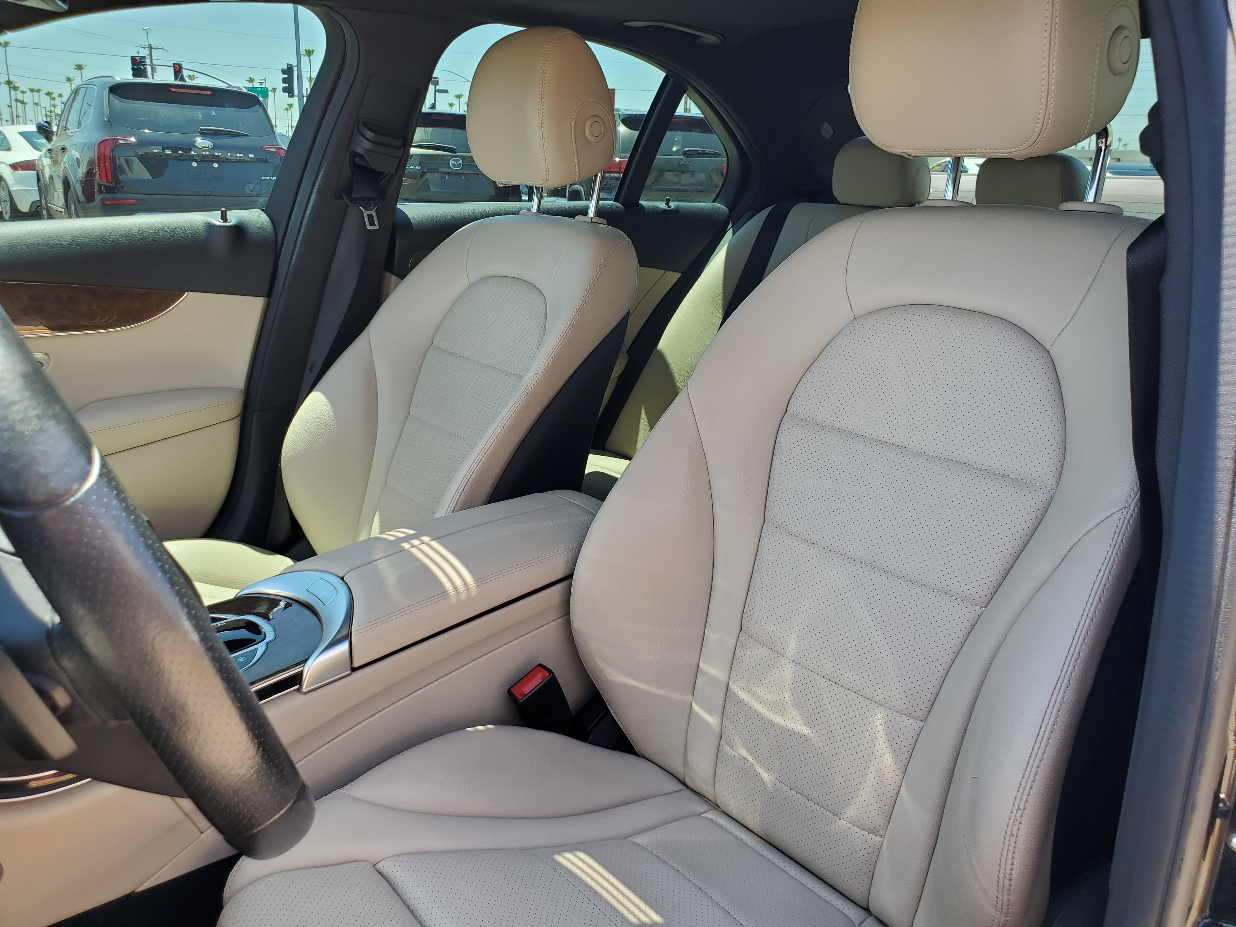 BLACK, 2018 MERCEDES-BENZ C-CLASS Image 21