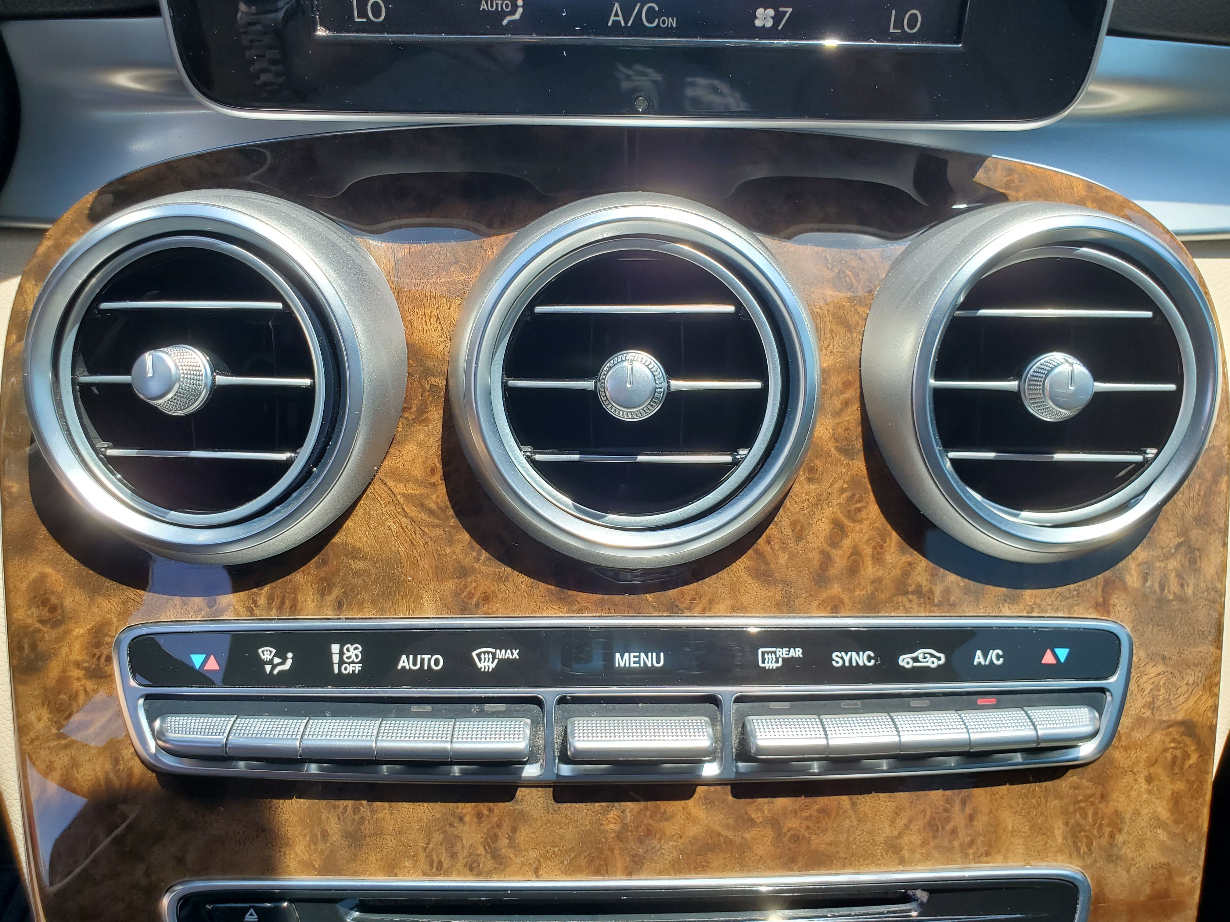 BLACK, 2018 MERCEDES-BENZ C-CLASS Image 29