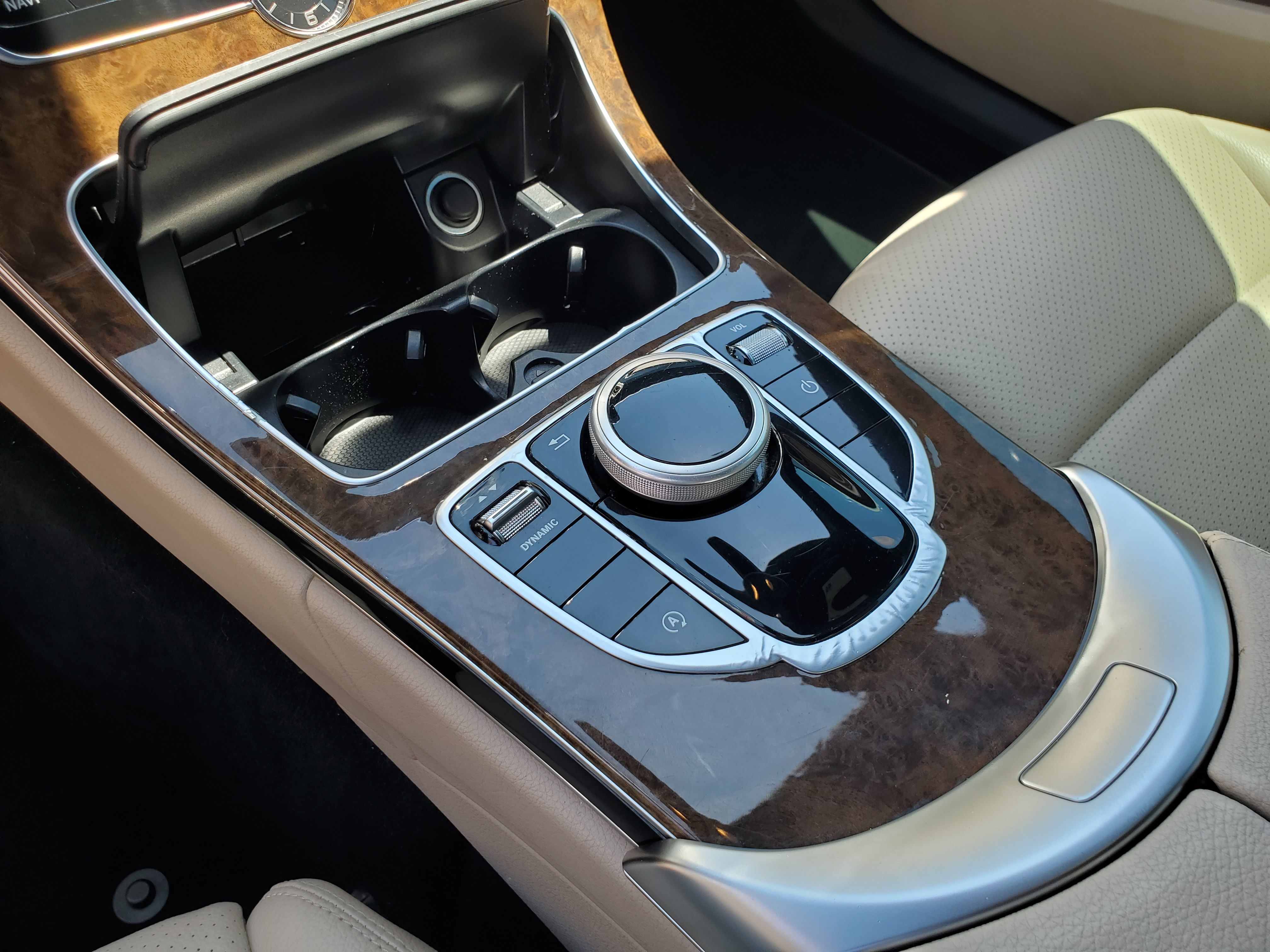 BLACK, 2018 MERCEDES-BENZ C-CLASS Image 32