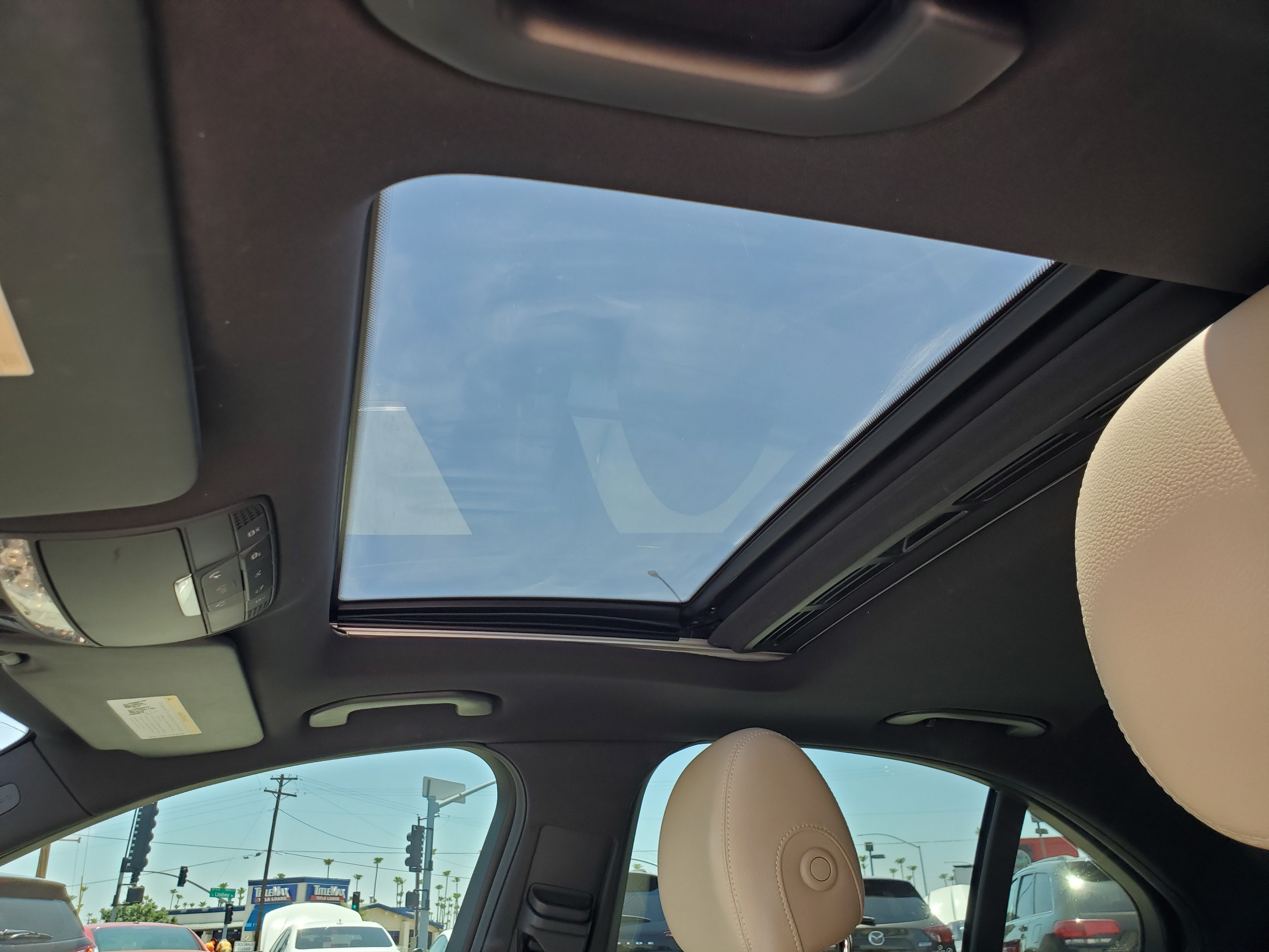 BLACK, 2018 MERCEDES-BENZ C-CLASS Image 35
