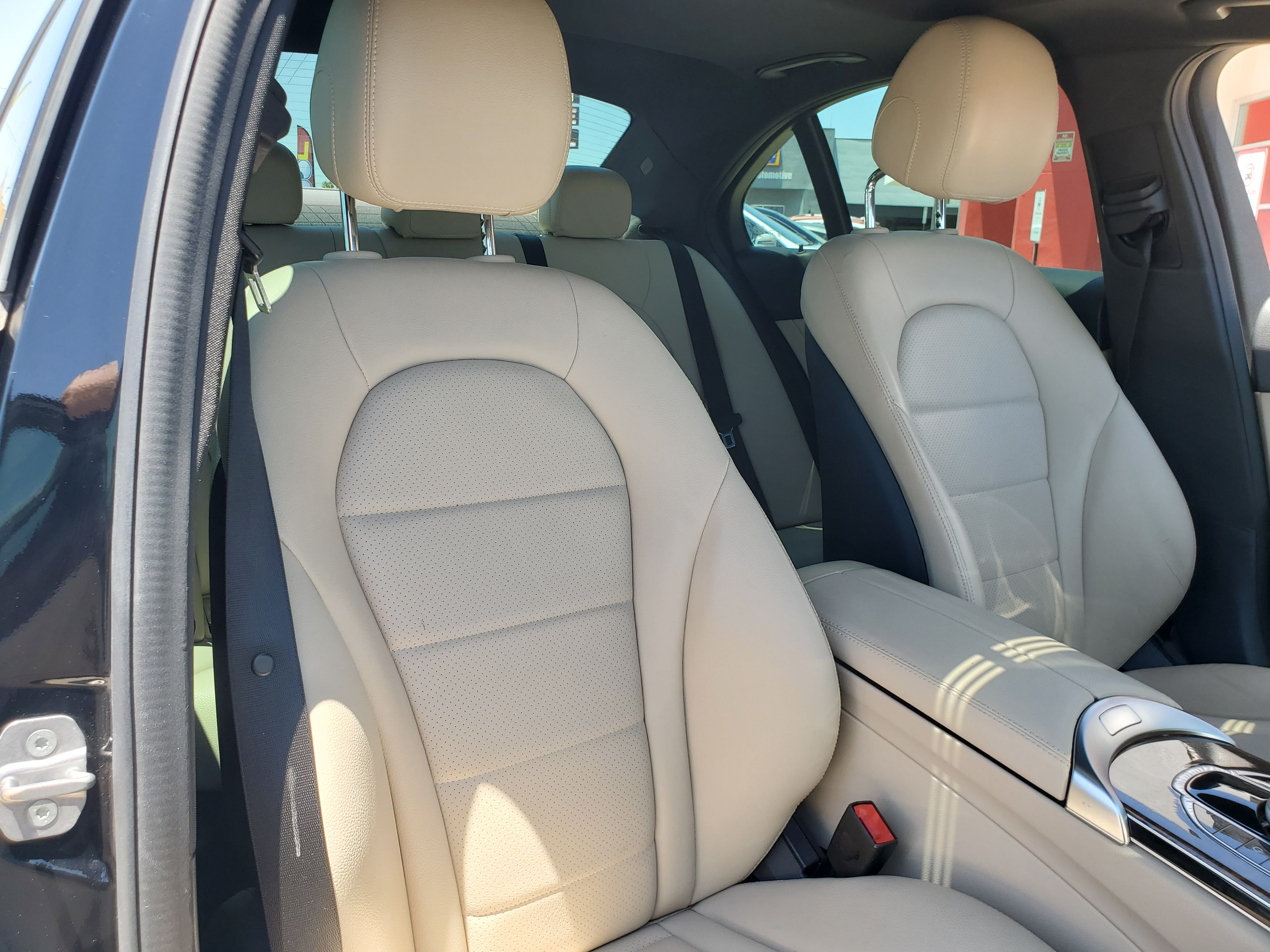 BLACK, 2018 MERCEDES-BENZ C-CLASS Image 40