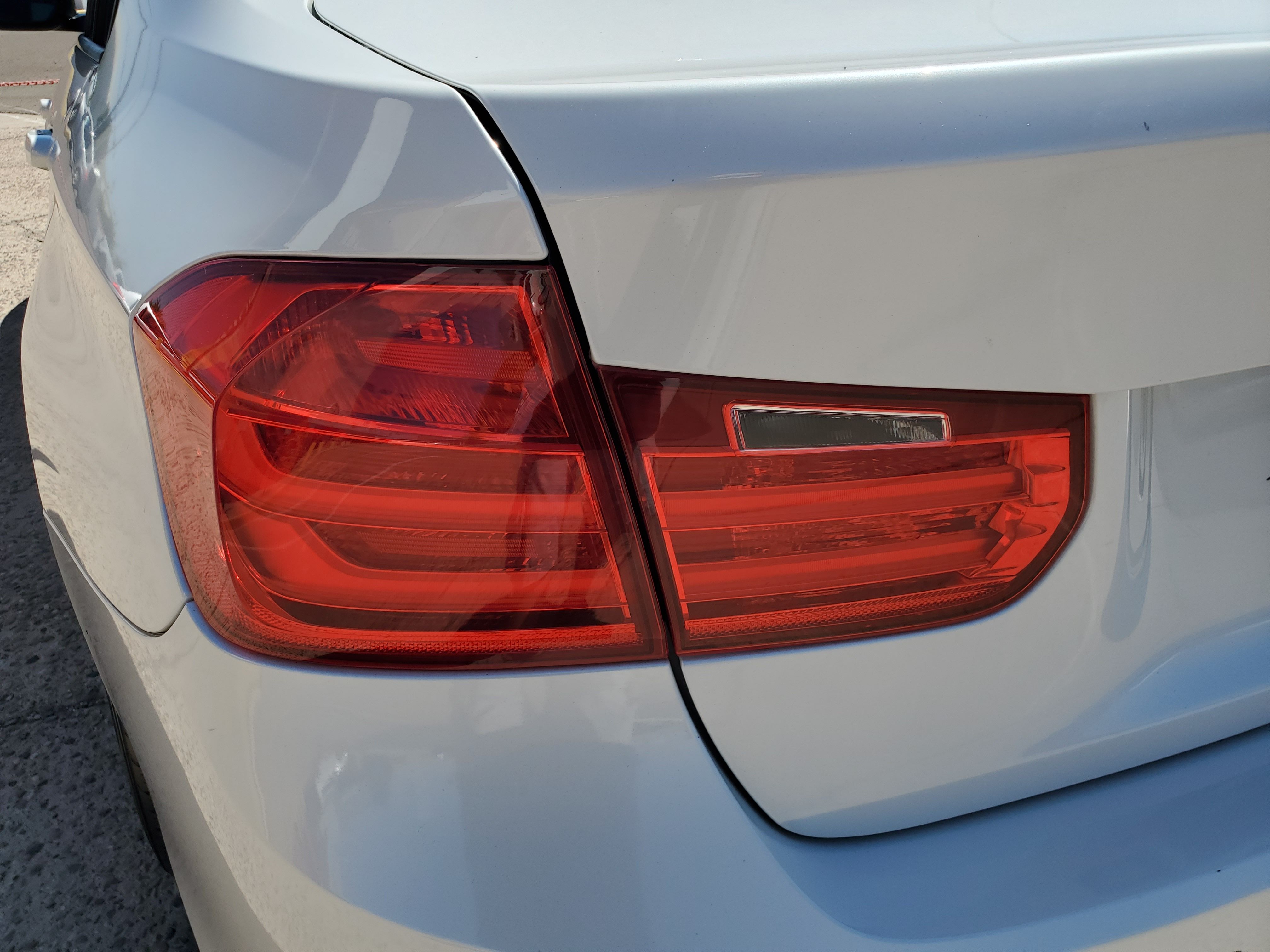 WHITE, 2015 BMW 3 SERIES Image 14