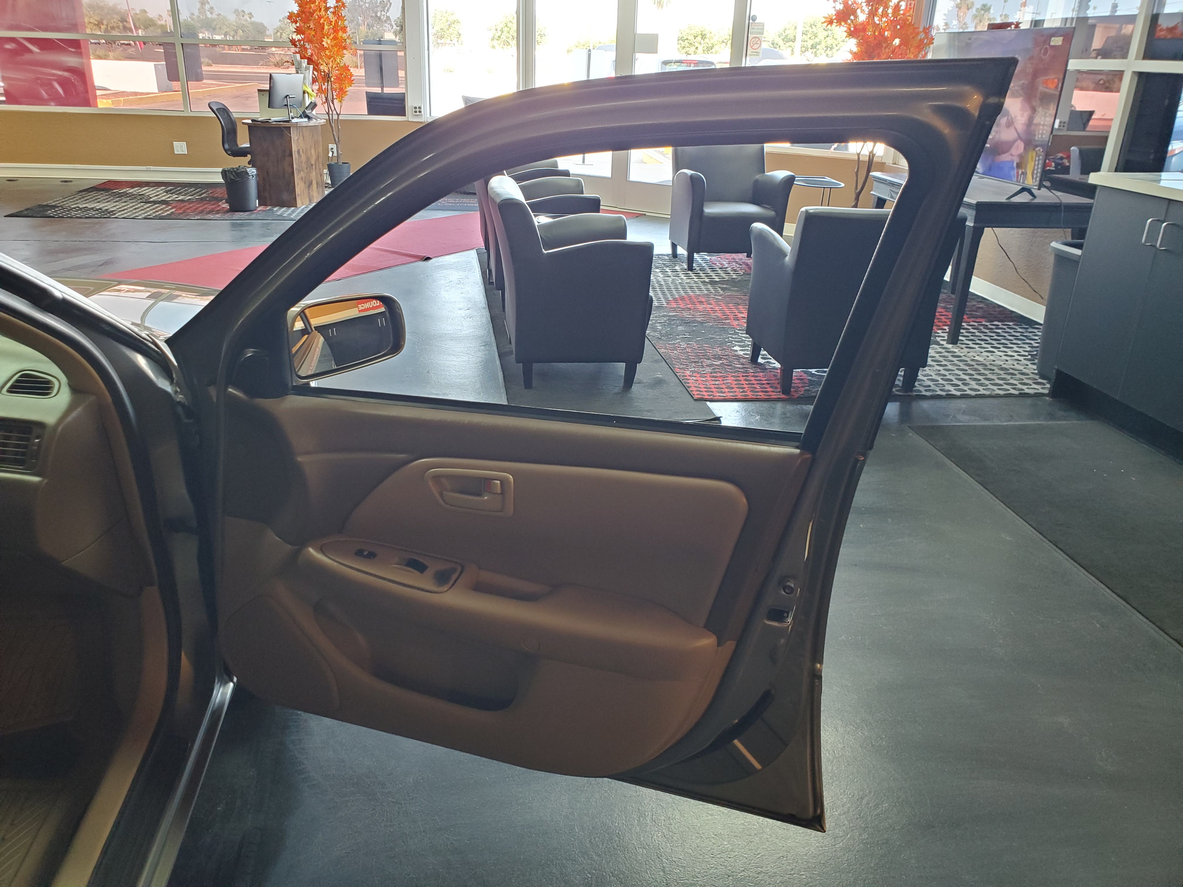 GOLD, 1998 TOYOTA CAMRY Image 30