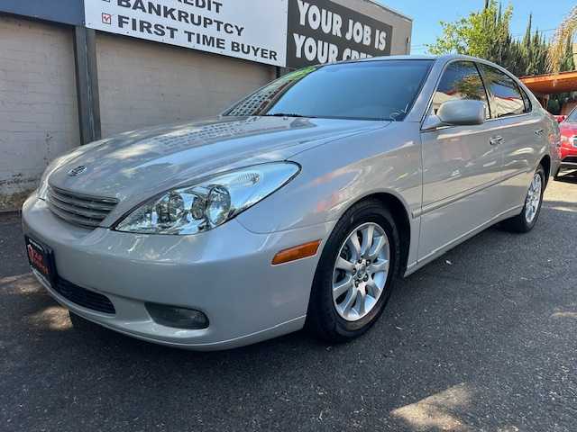 SILVER, 2003 LEXUS ES 42 SERVICE RECORD SUPER CLEAN Image 6