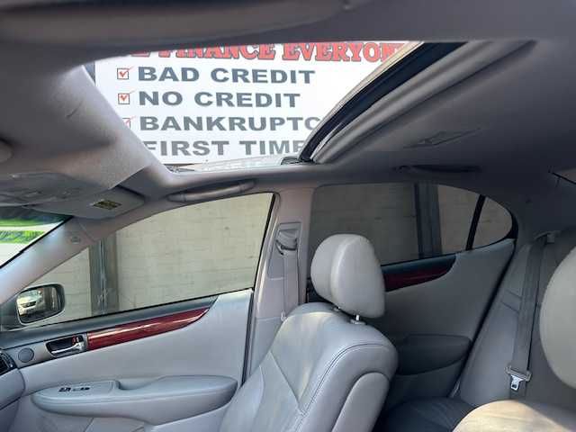 SILVER, 2003 LEXUS ES 42 SERVICE RECORD SUPER CLEAN Image 25