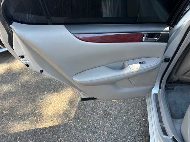 SILVER, 2003 LEXUS ES 42 SERVICE RECORD SUPER CLEAN Image 40