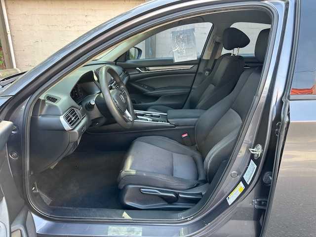 GRAY, 2019 HONDA ACCORD Image 34