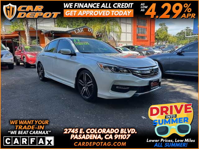 WHITE, 2017 HONDA ACCORD Image 