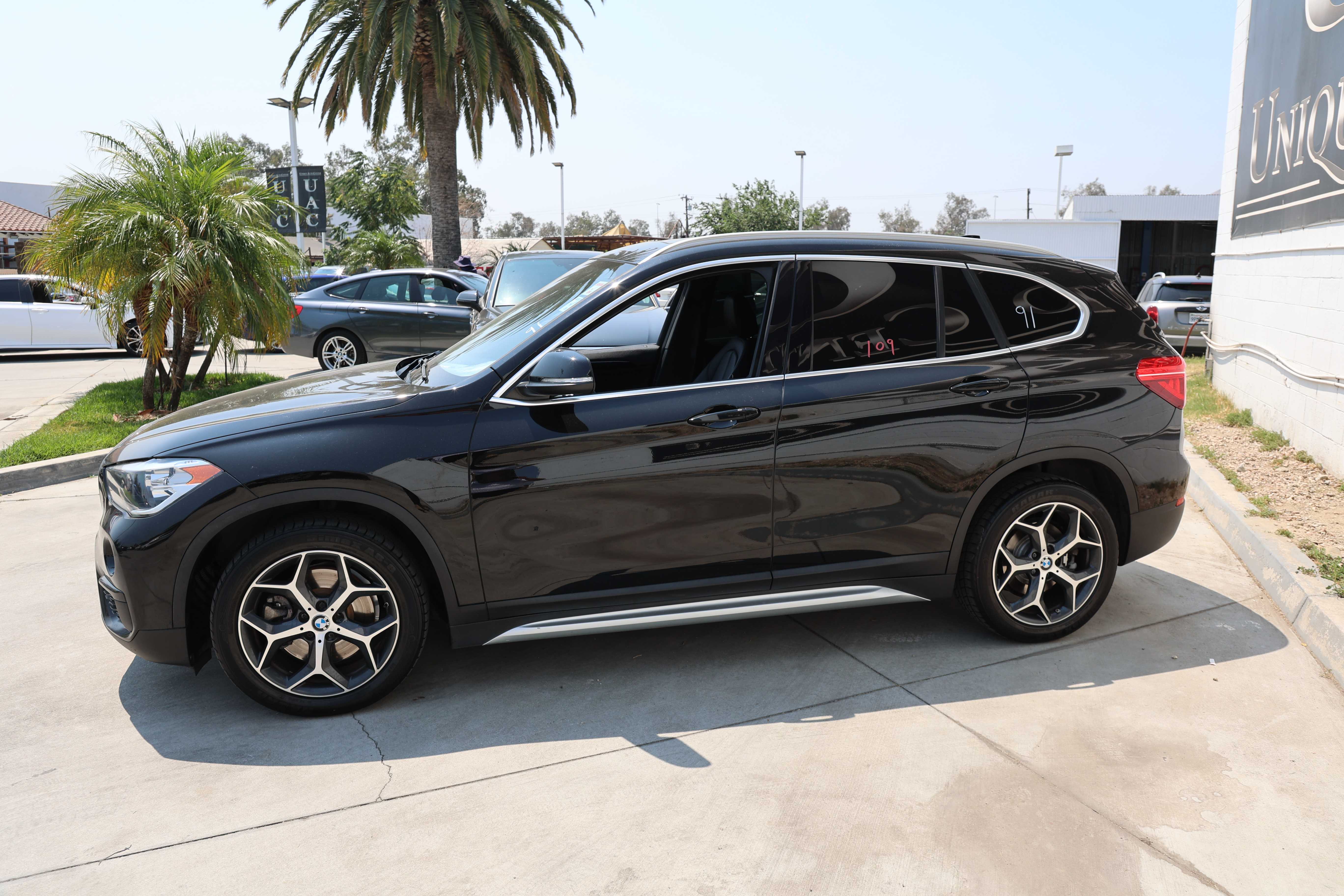 BLACK, 2018 BMW X1 Thumnail Image 4