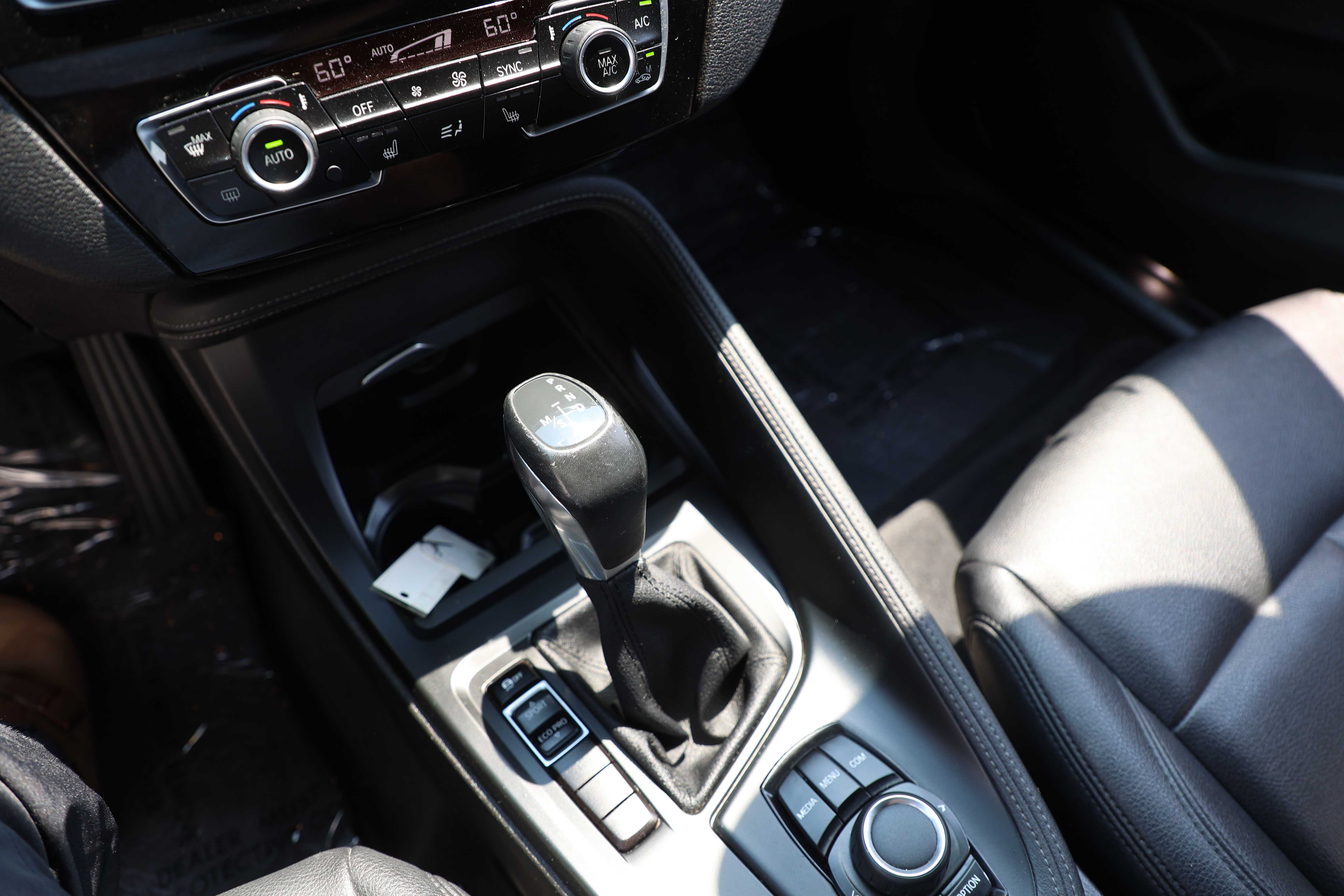 BLACK, 2018 BMW X1 Thumnail Image 10