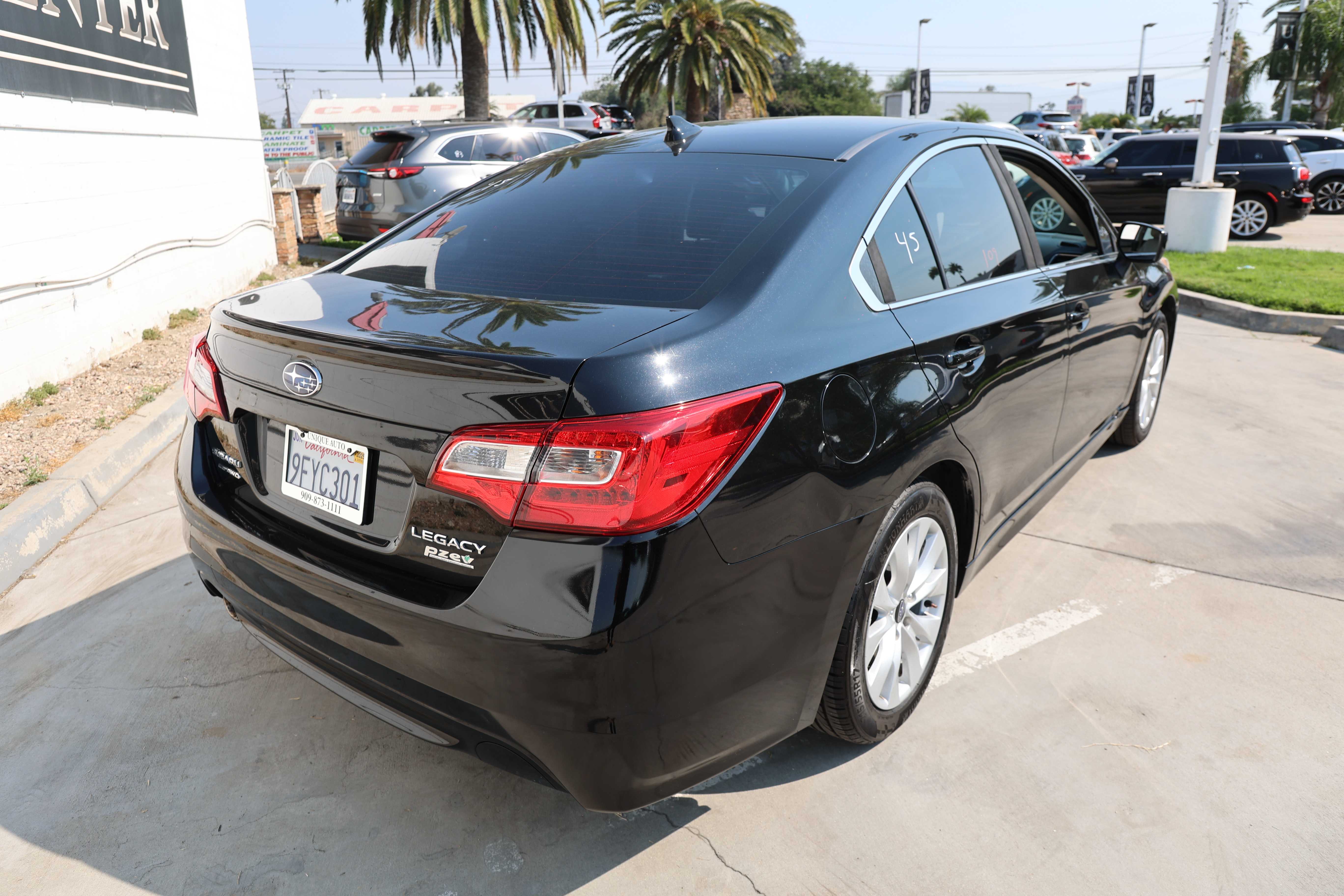 BLACK, 2017 SUBARU LEGACY Thumnail Image 4