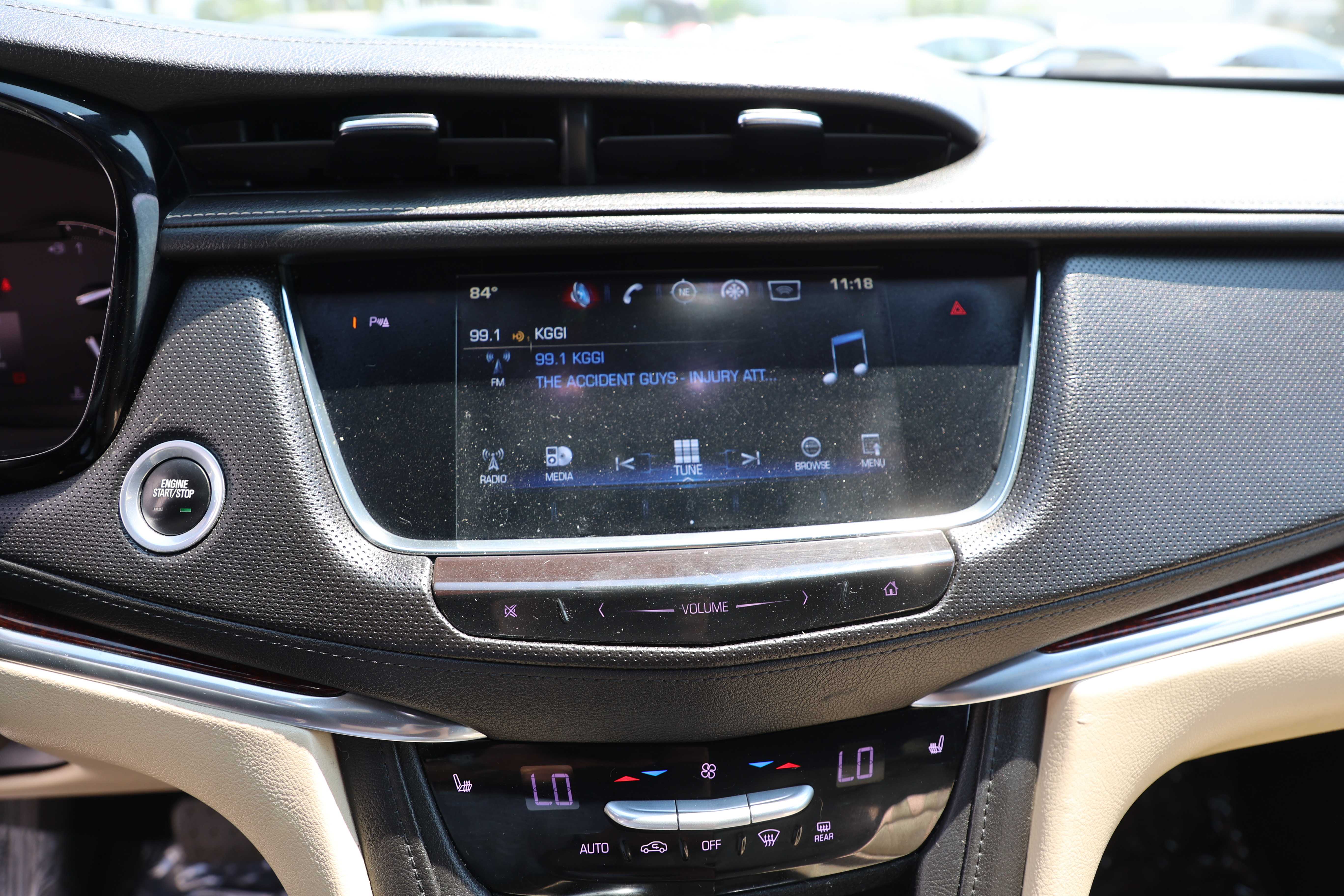 WHITE, 2017 CADILLAC XT5 Thumnail Image 11