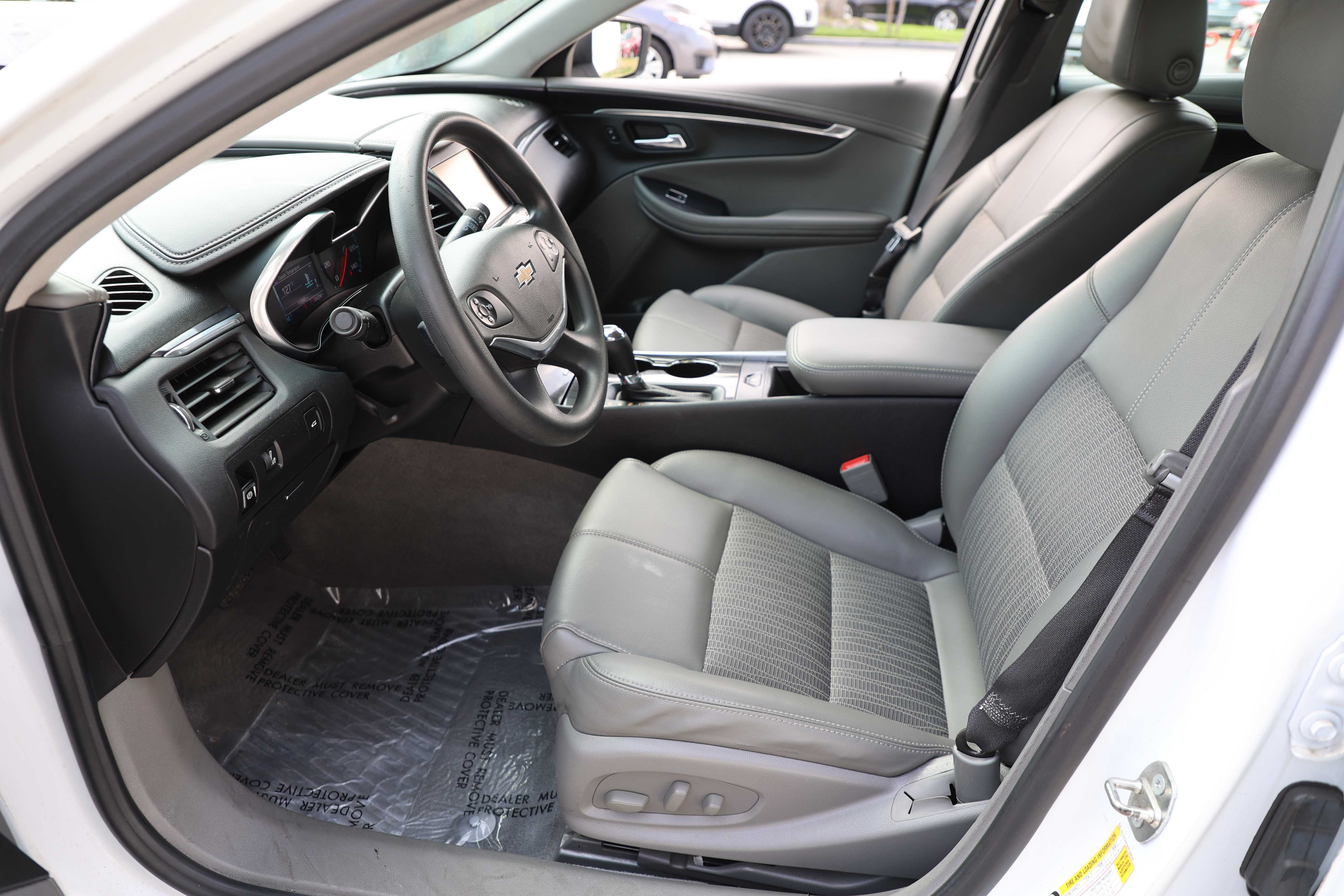 WHITE, 2018 CHEVROLET IMPALA Image 7