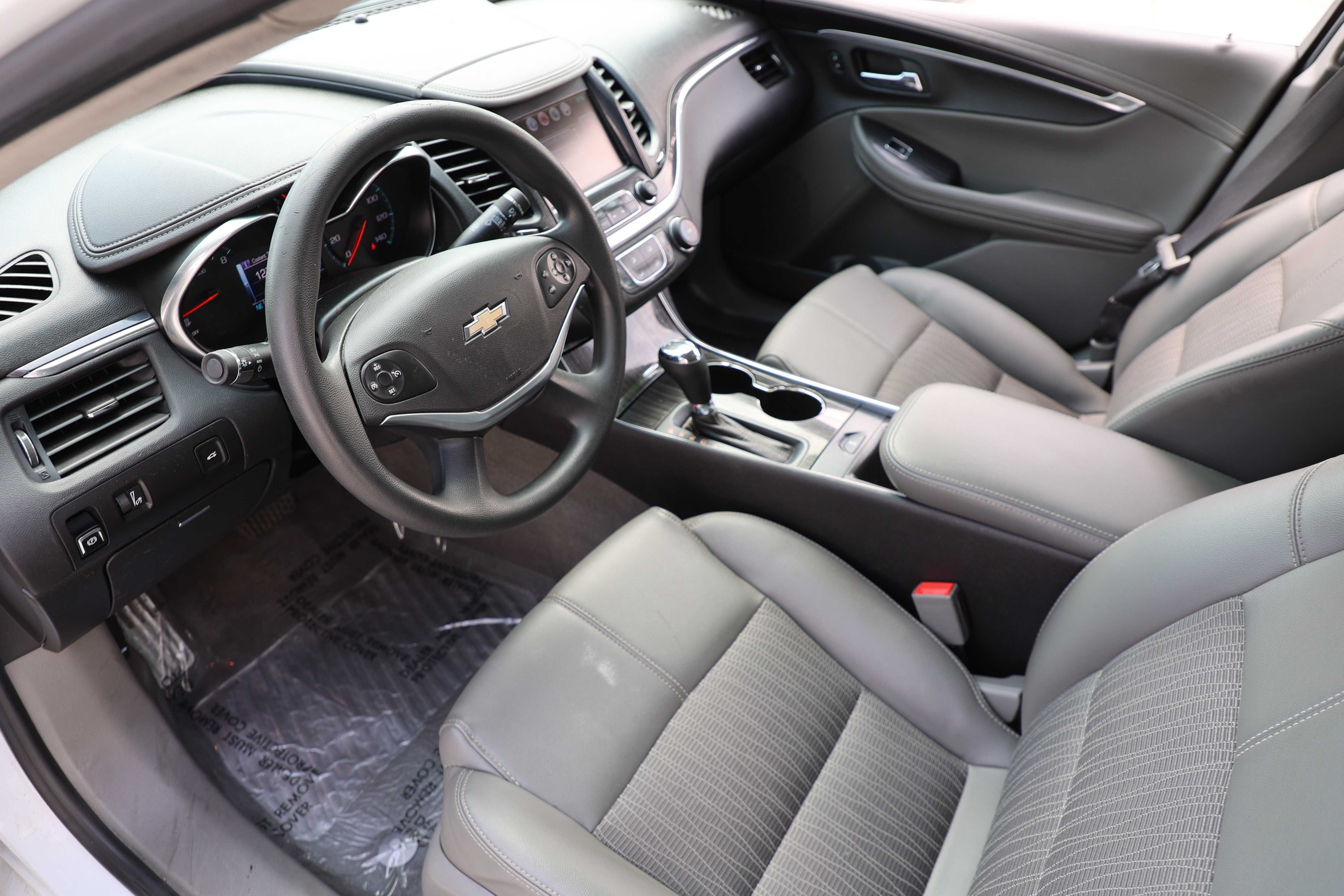 WHITE, 2018 CHEVROLET IMPALA Thumnail Image 9