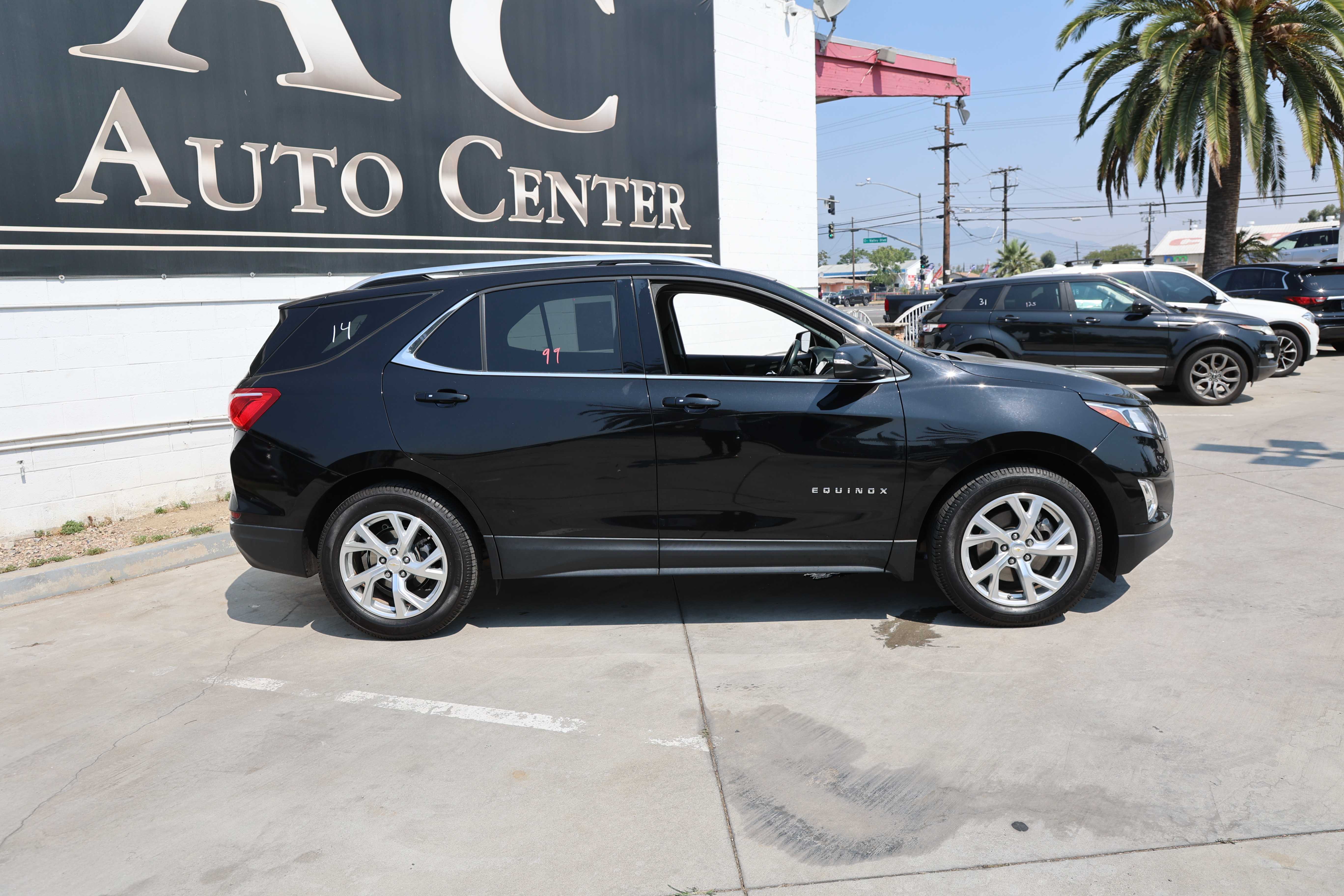 BLACK, 2018 CHEVROLET EQUINOX Thumnail Image 4
