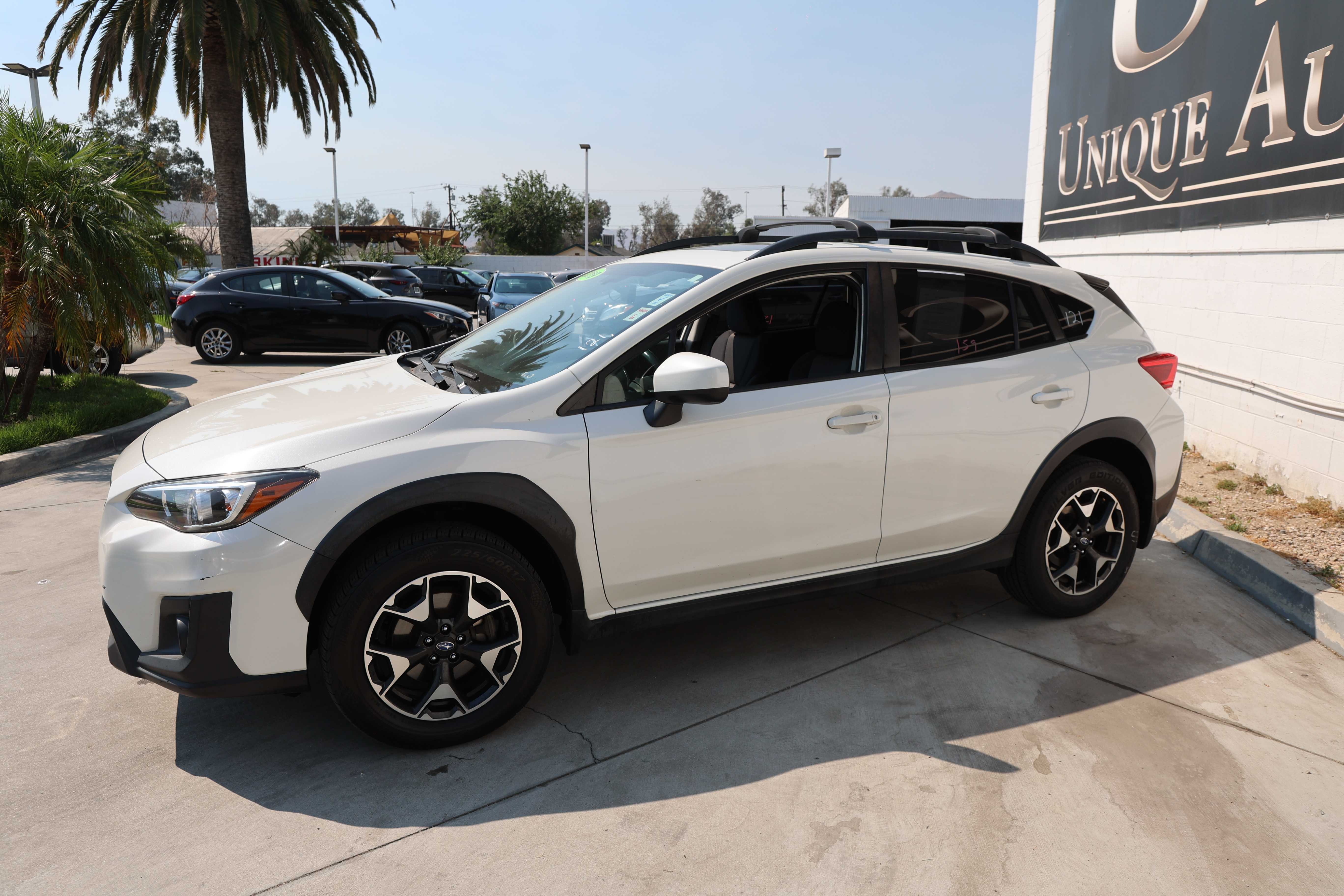 WHITE, 2019 SUBARU CROSSTREK Thumnail Image 5